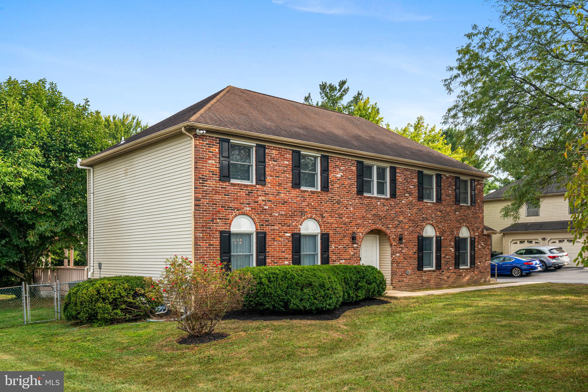 CENTENNIAL ACRES - Residential