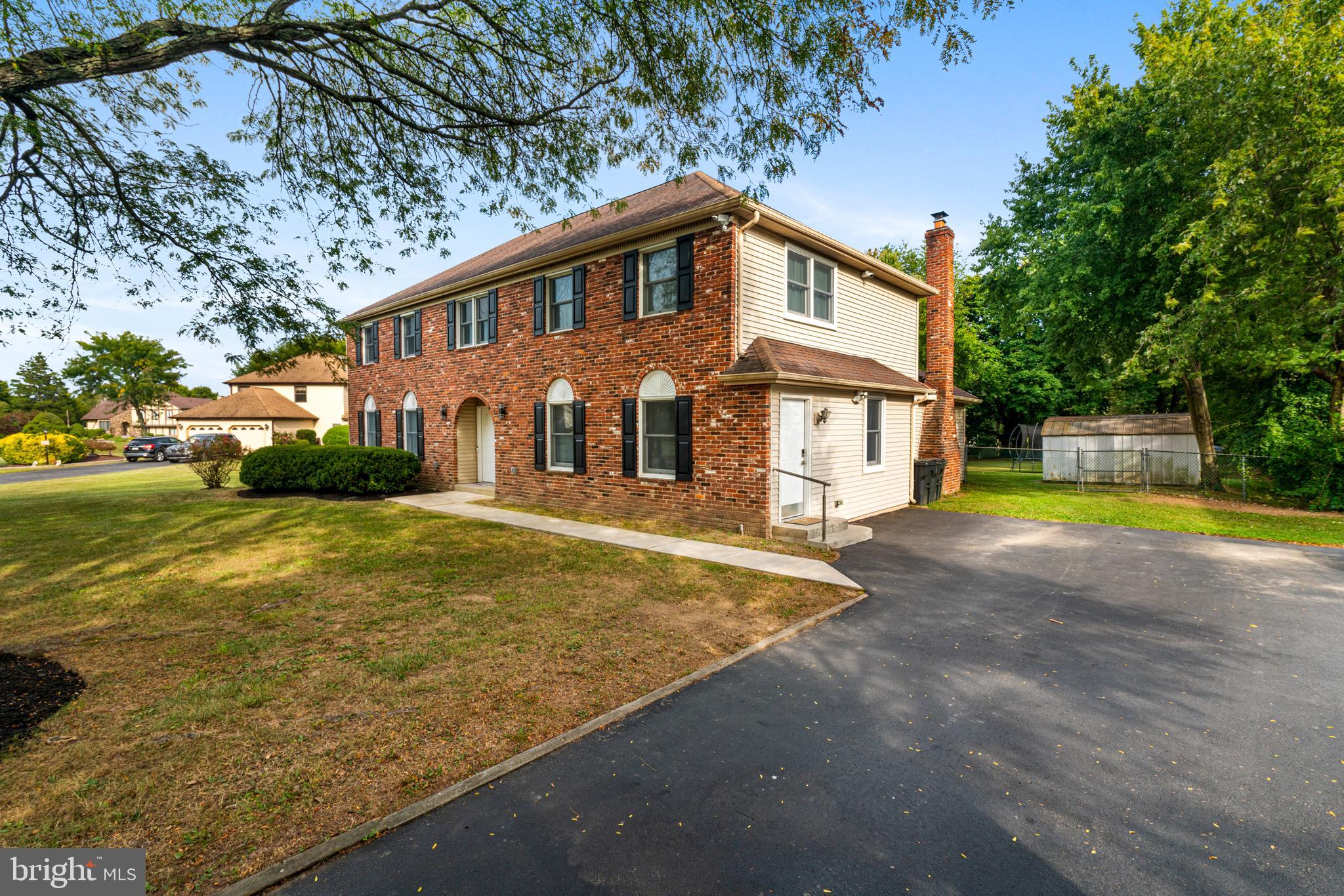 CENTENNIAL ACRES - Residential
