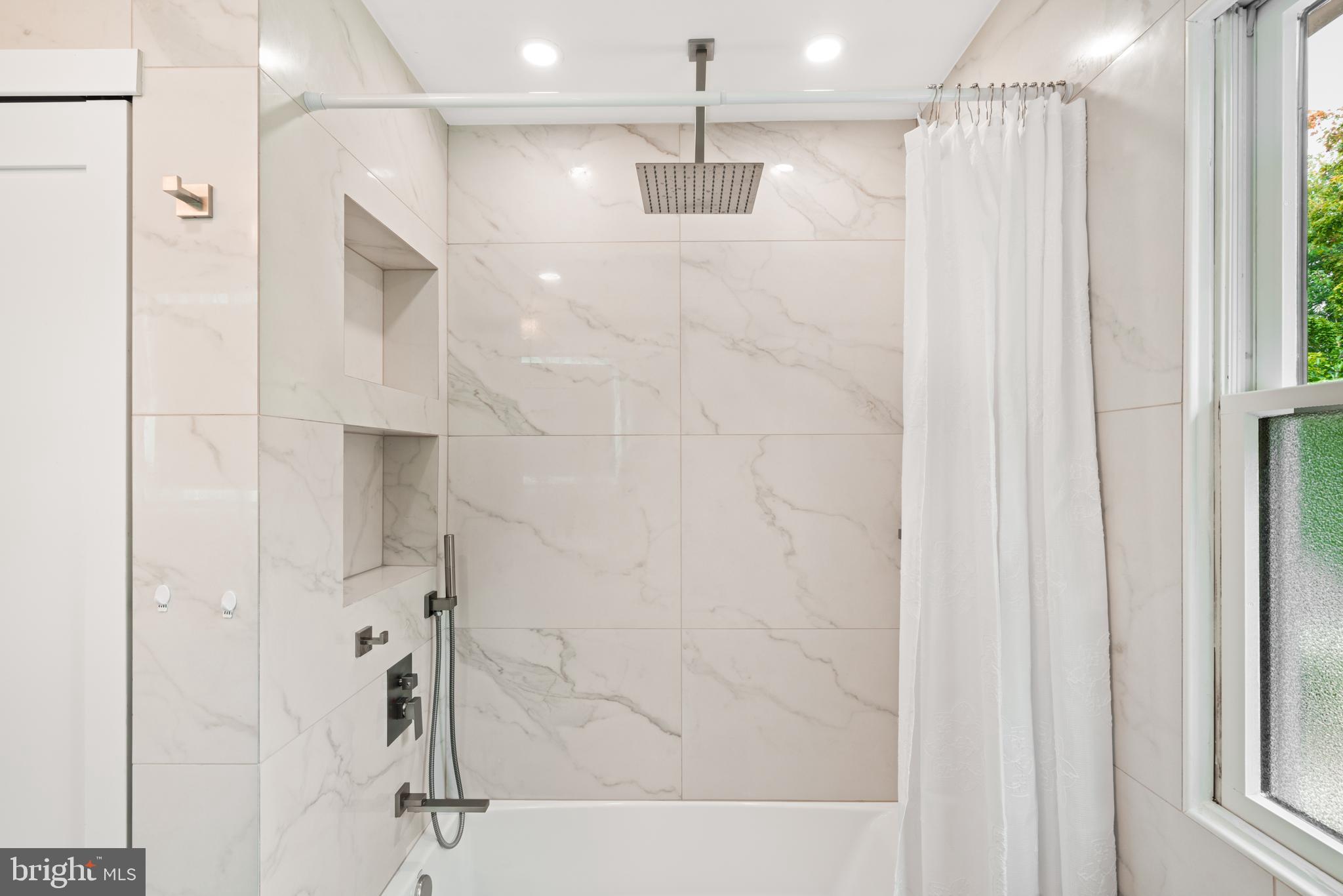 CENTENNIAL ACRES - Residential