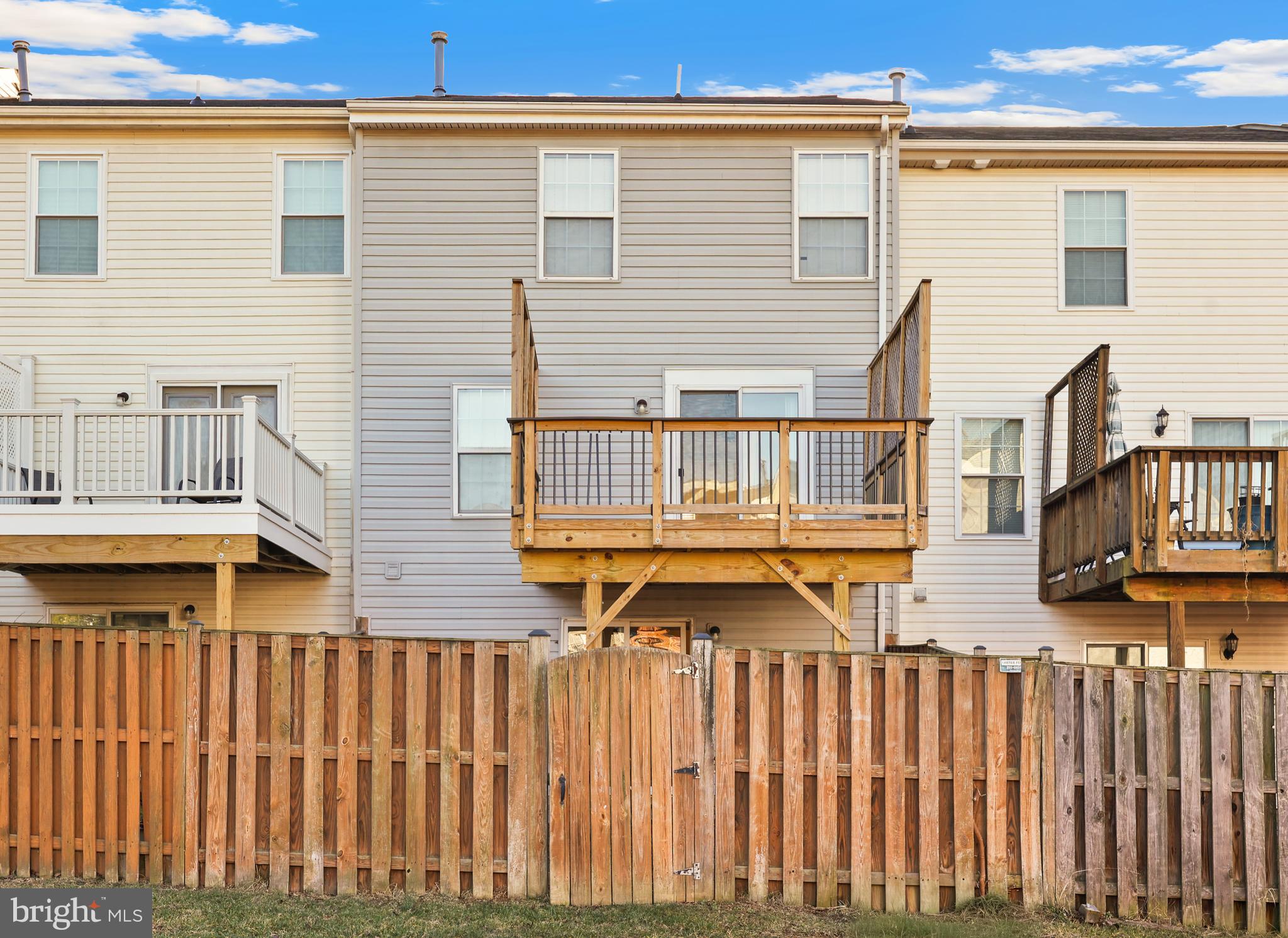 WAYSIDE VILLAGE - Residential