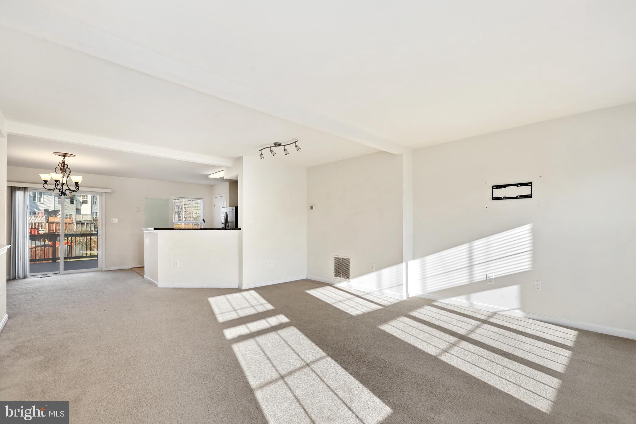 WAYSIDE VILLAGE - Residential