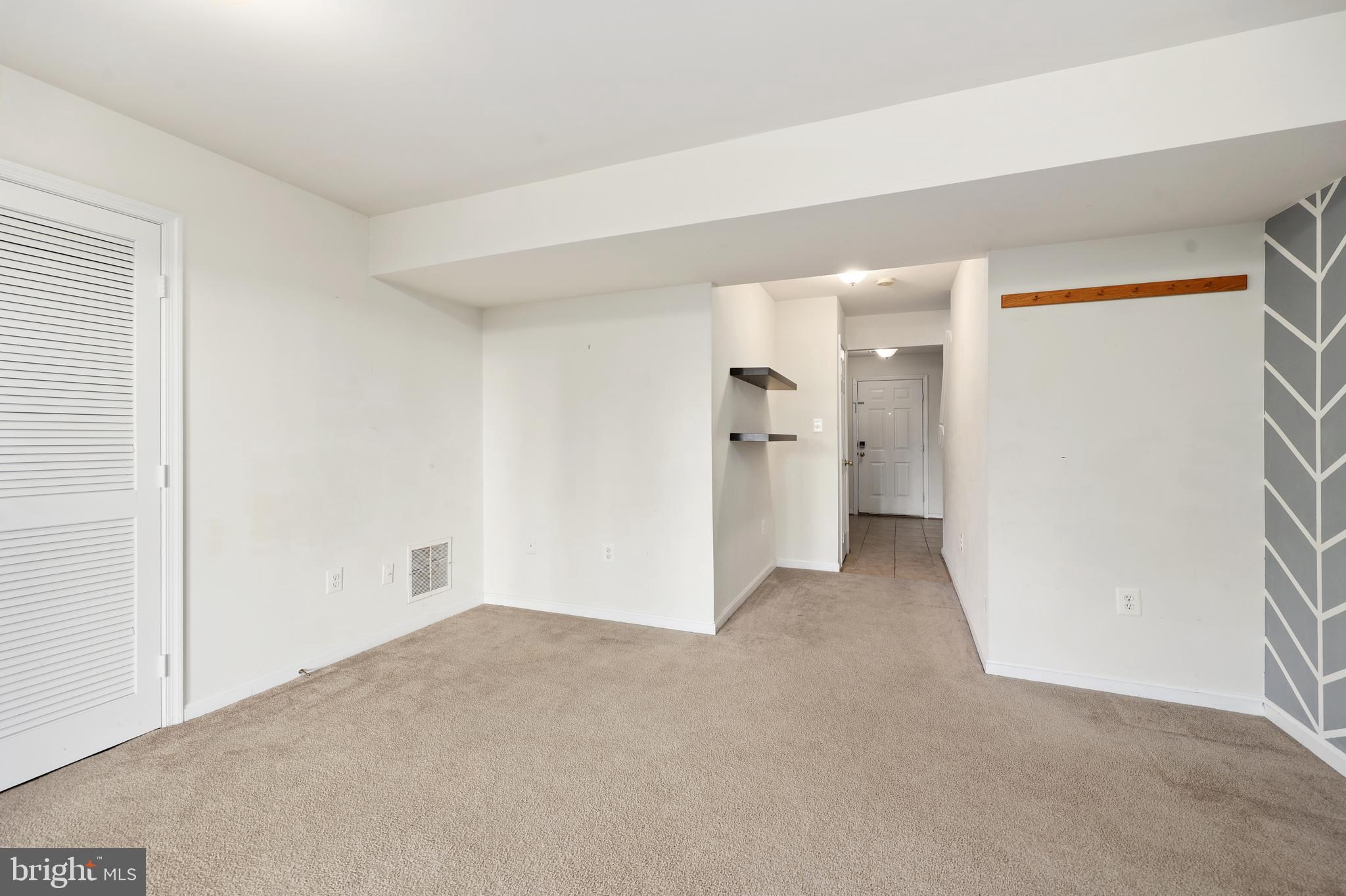 WAYSIDE VILLAGE - Residential