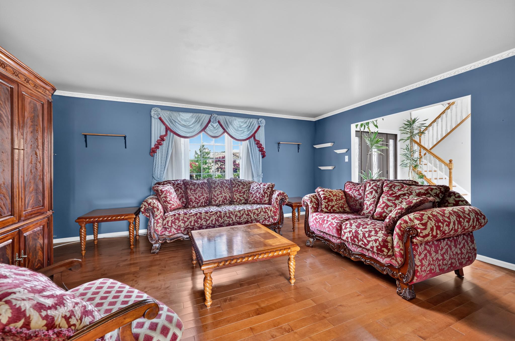 14 STEEPLECHASE DRIVE