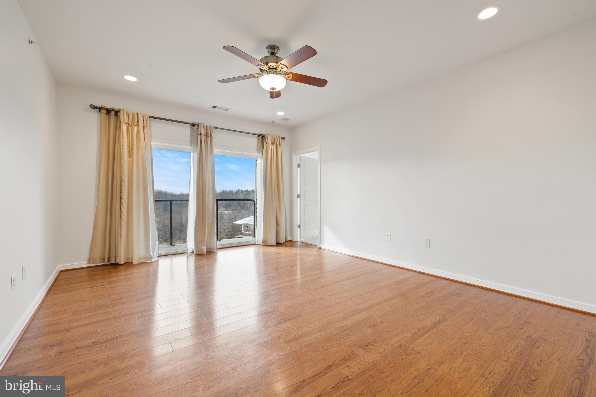 8970 FASCINATION COURT 412