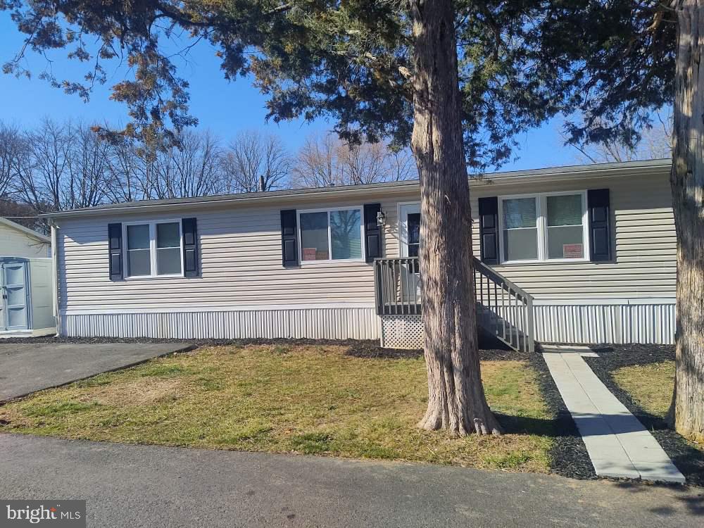 DARLINGTON MOBILE ESTATES - Residential