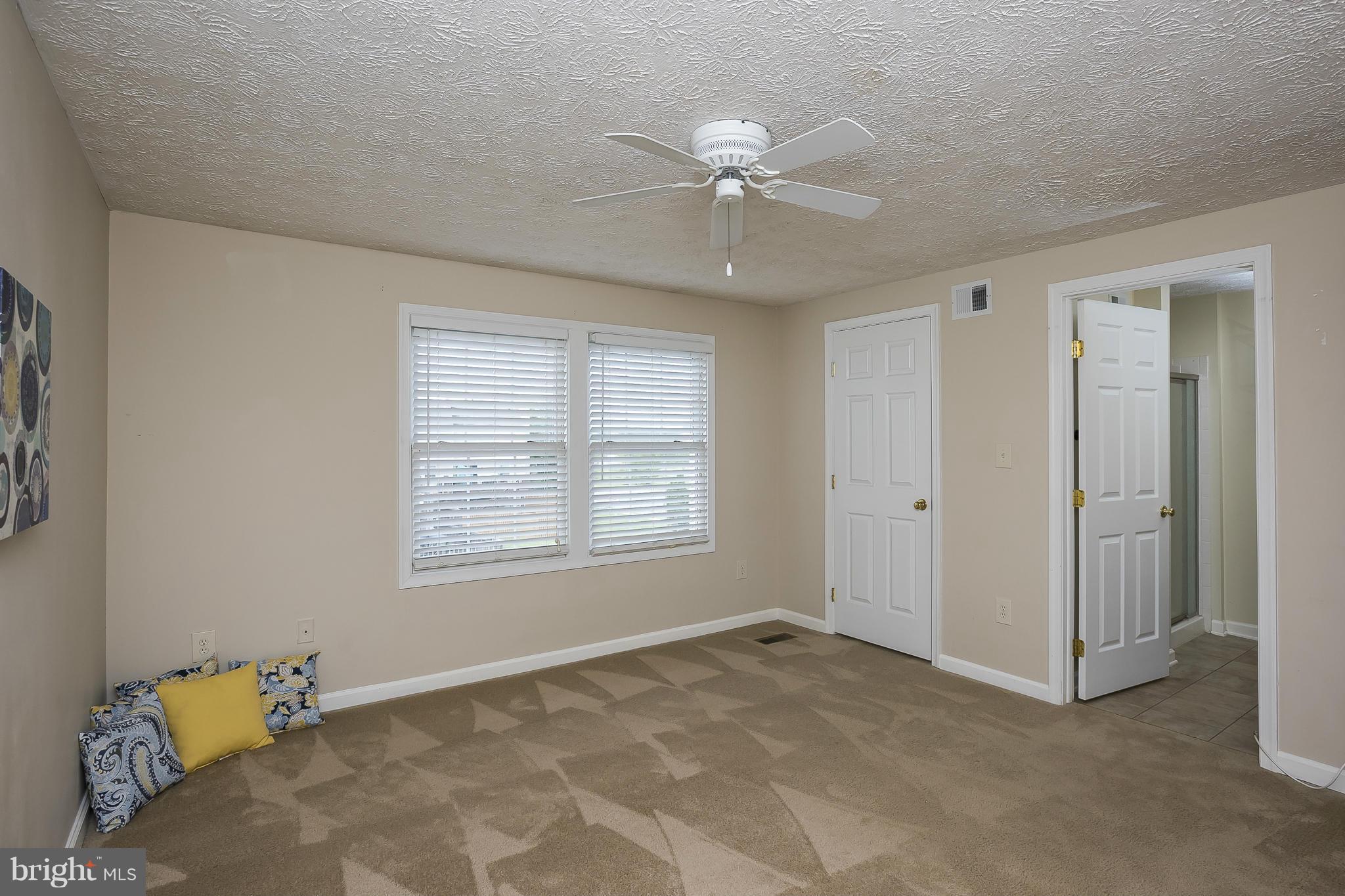 PINEY ORCHARD - Residential