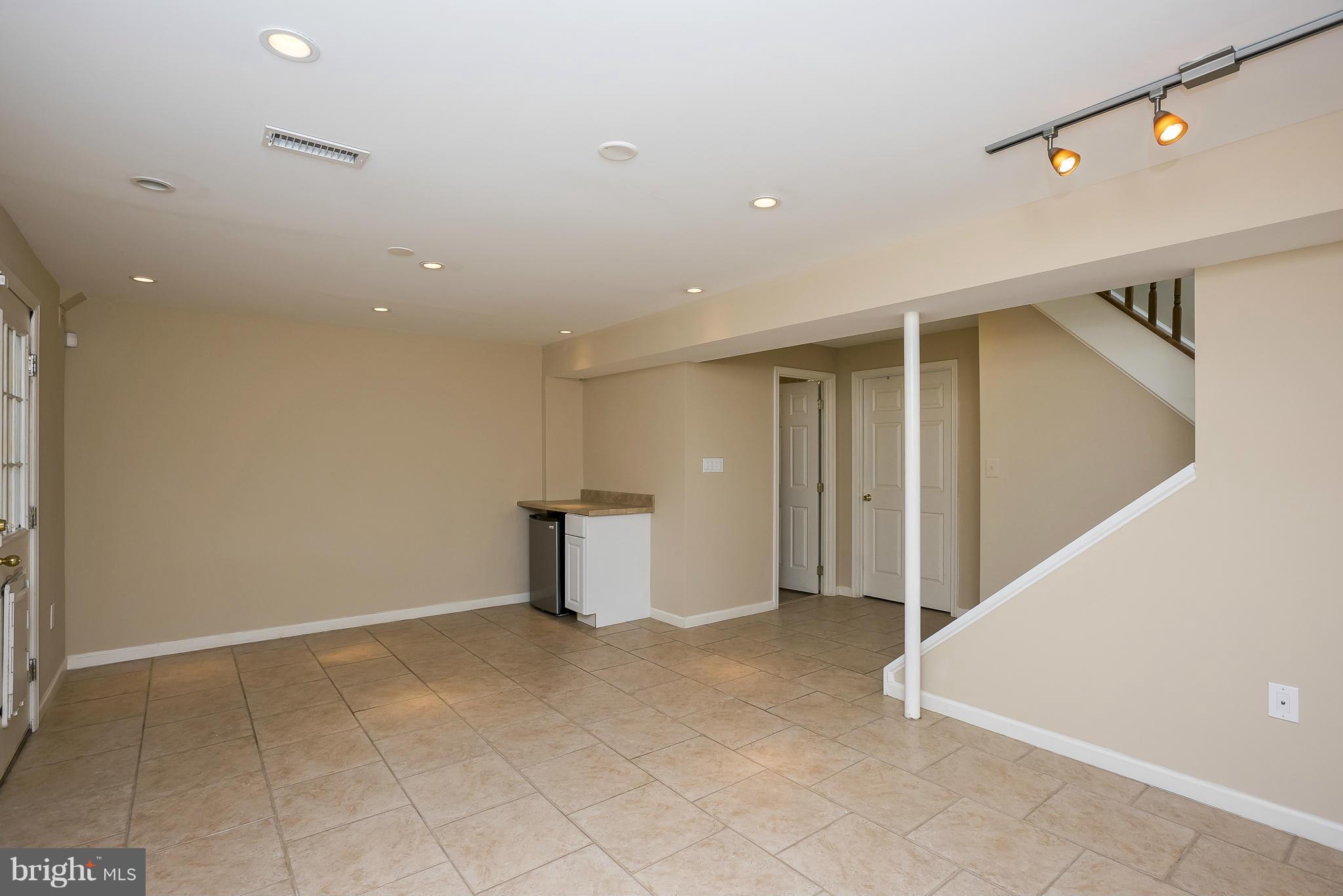 PINEY ORCHARD - Residential