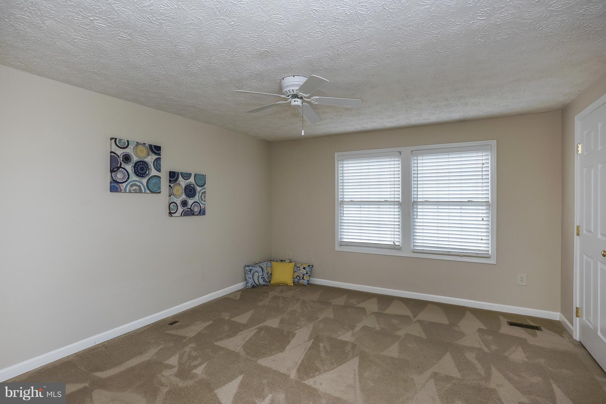 PINEY ORCHARD - Residential