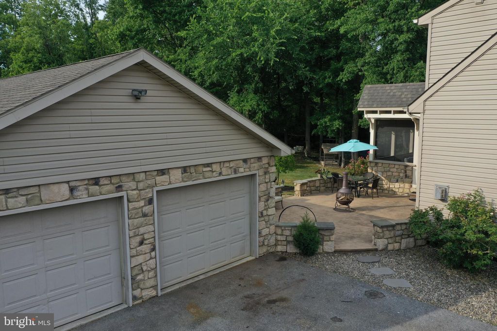 Photo of 113 FAWN DR, ELIZABETHTOWN, PA 17022 (MLS # PALA2036394)