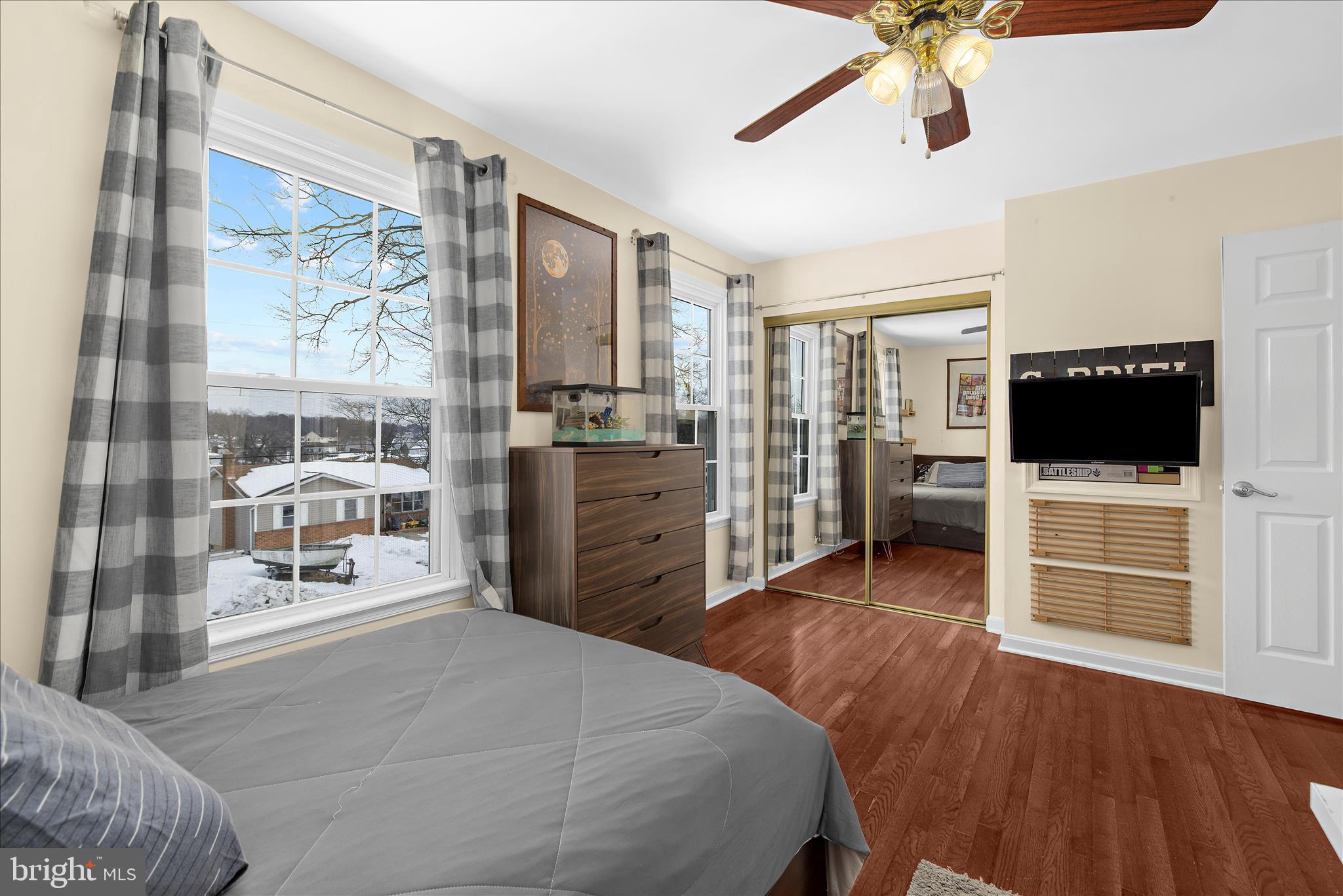 SILVER SANDS - Residential