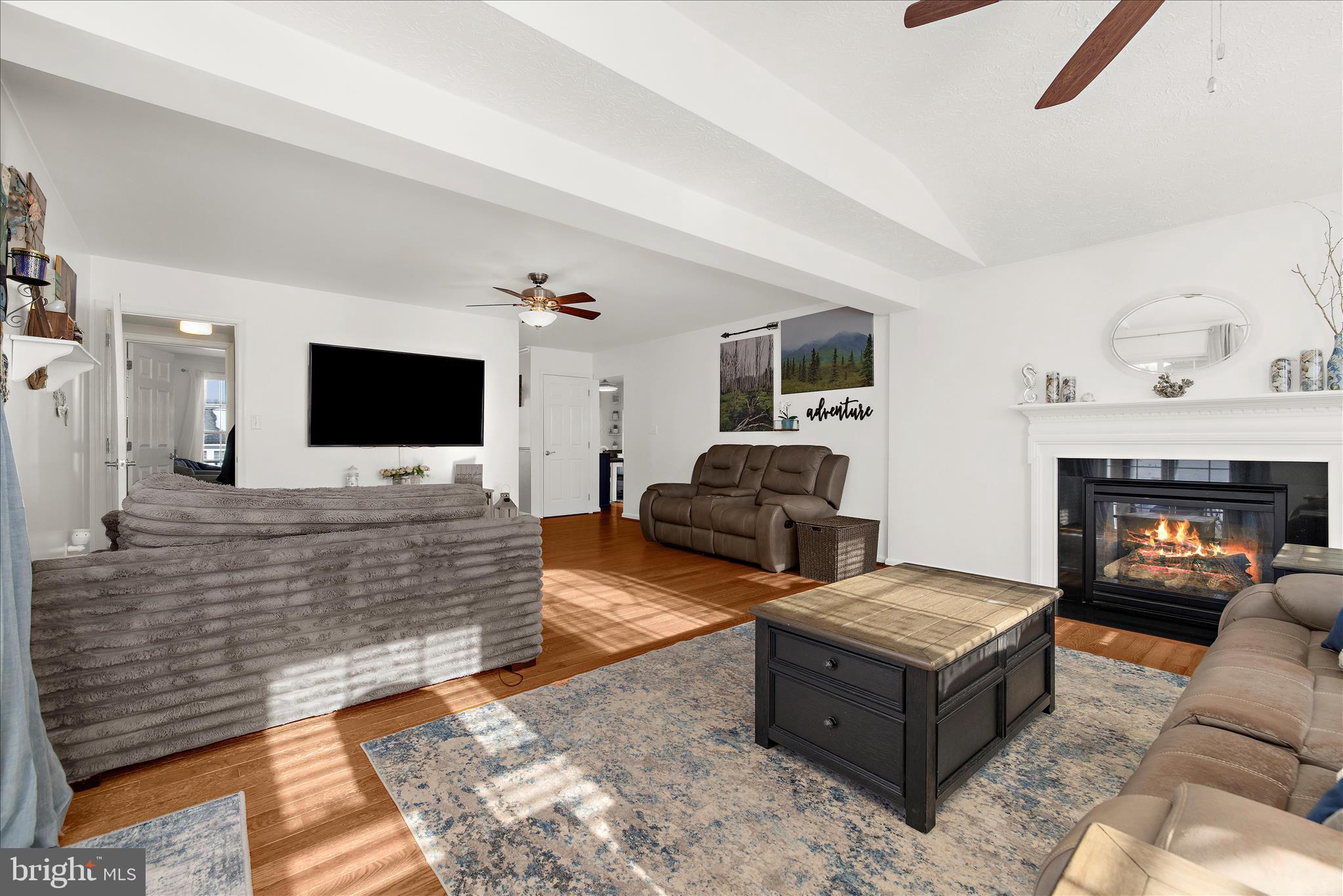 SILVER SANDS - Residential