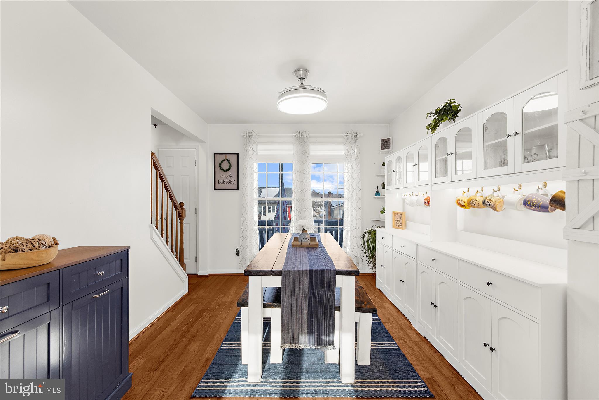 SILVER SANDS - Residential