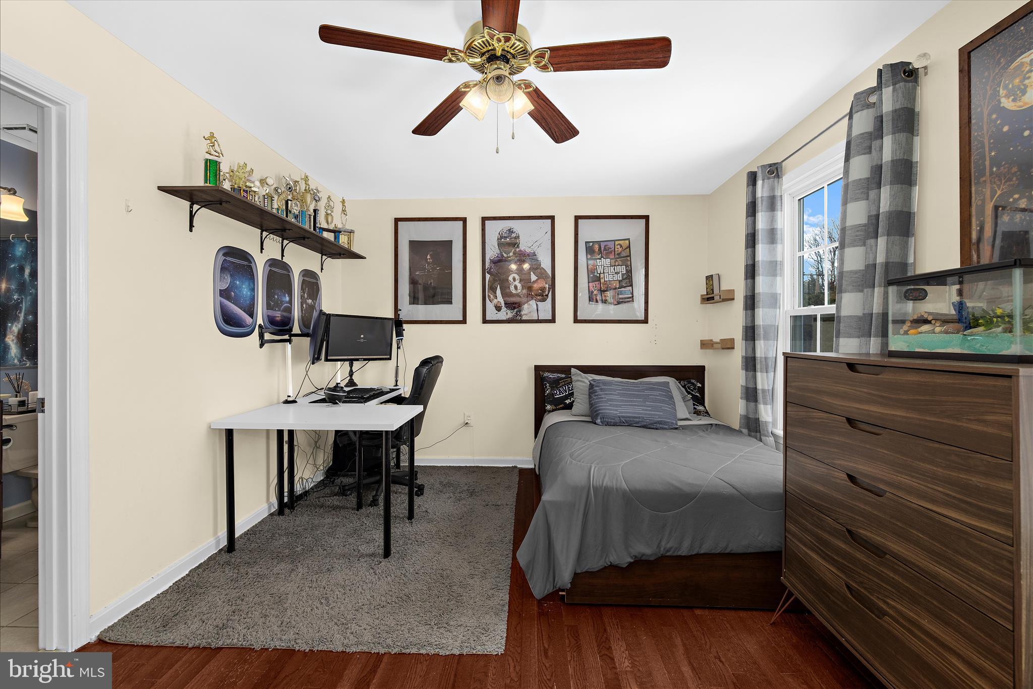 SILVER SANDS - Residential