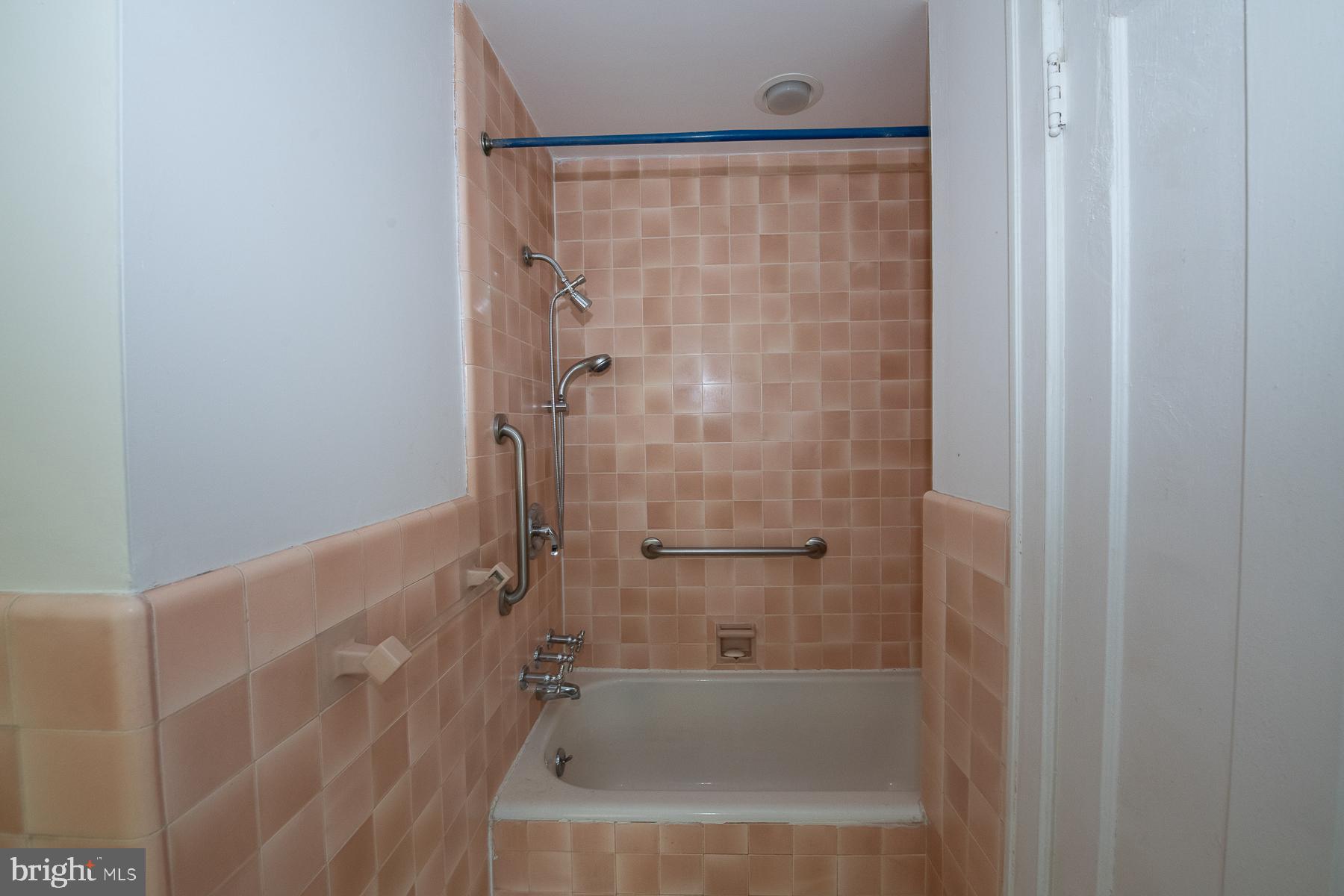 GREENLEAF - Residential