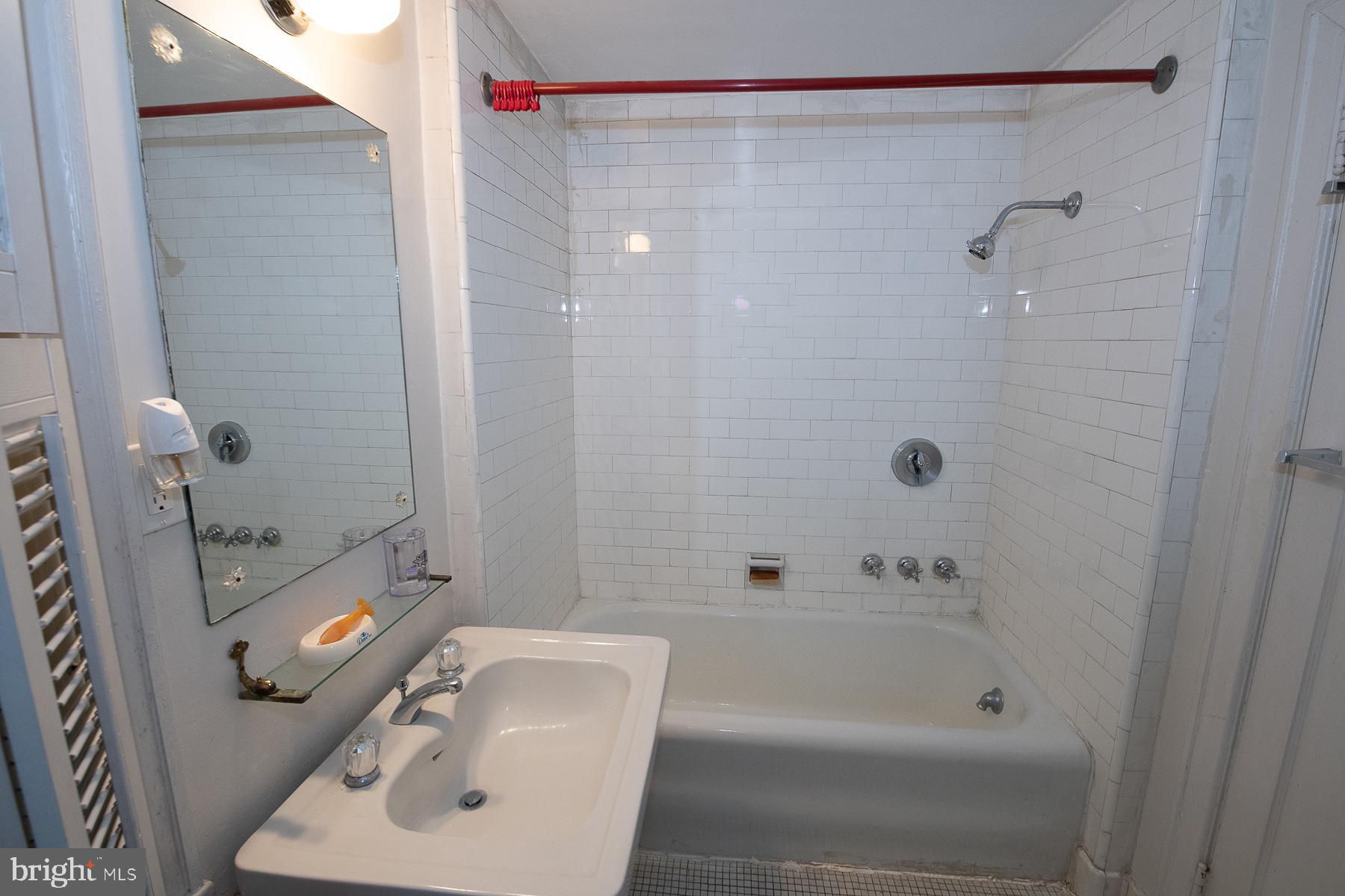 GREENLEAF - Residential