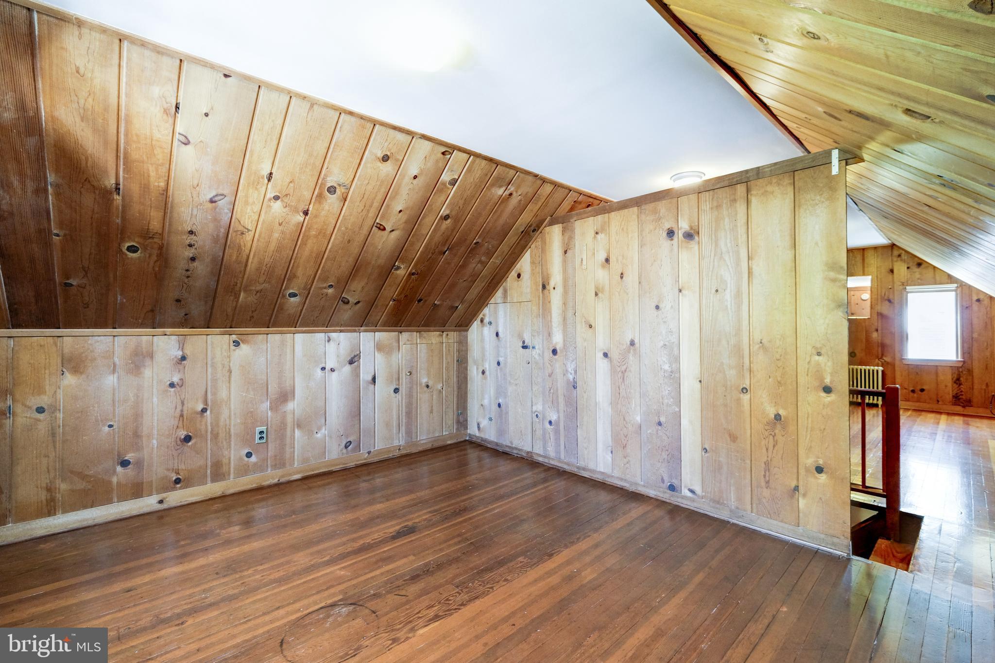 EDGEMOOR - Residential Lease