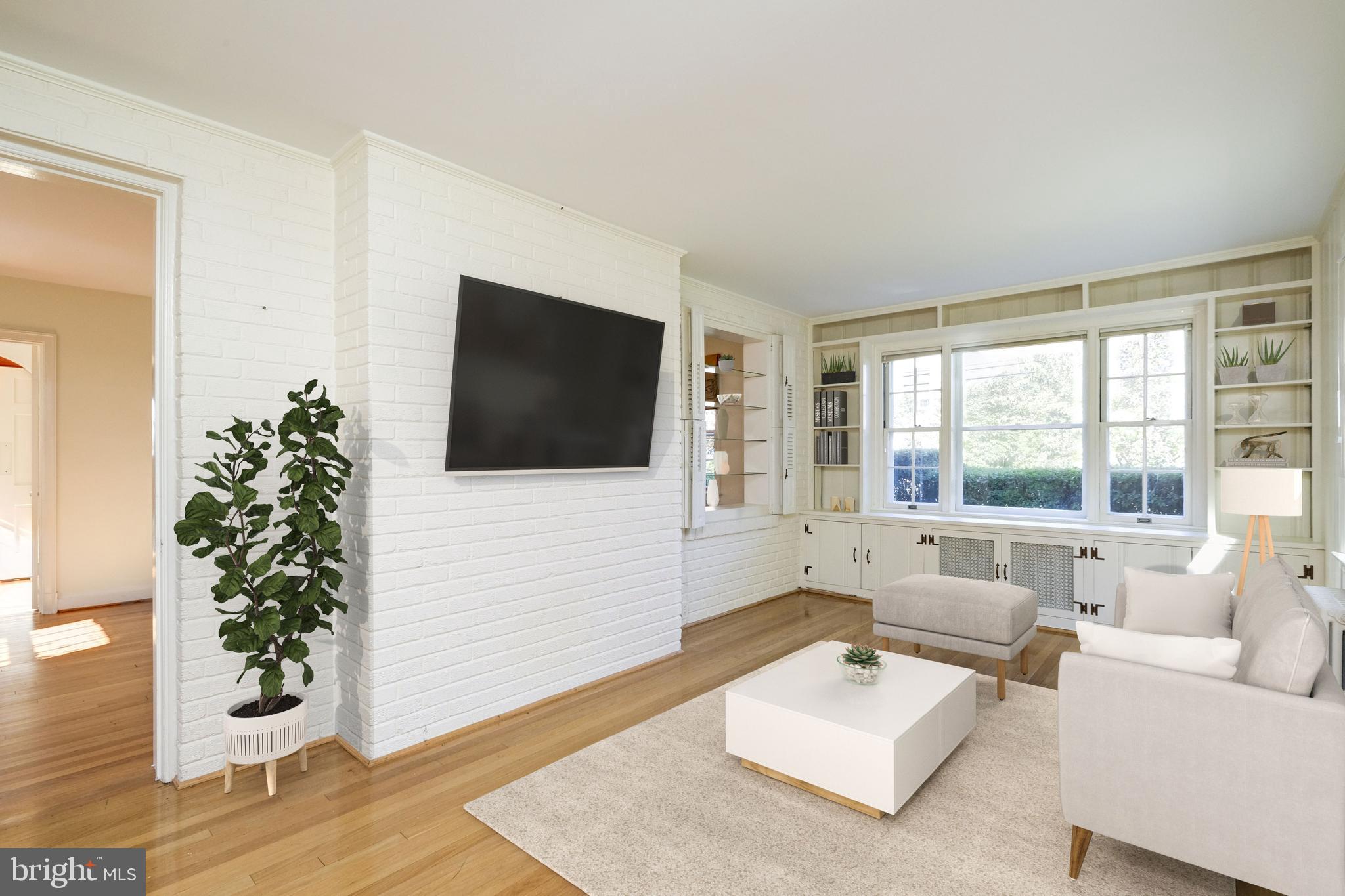 EDGEMOOR - Residential Lease