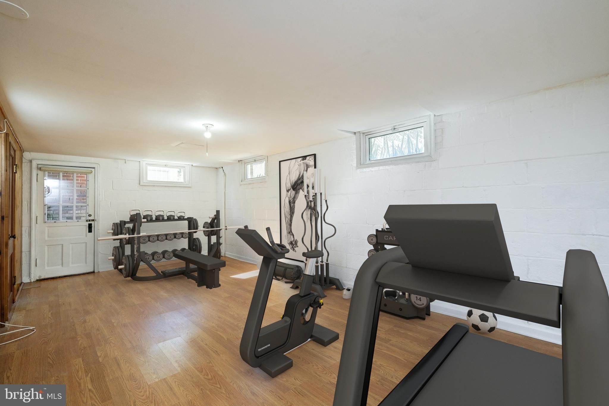 EDGEMOOR - Residential Lease