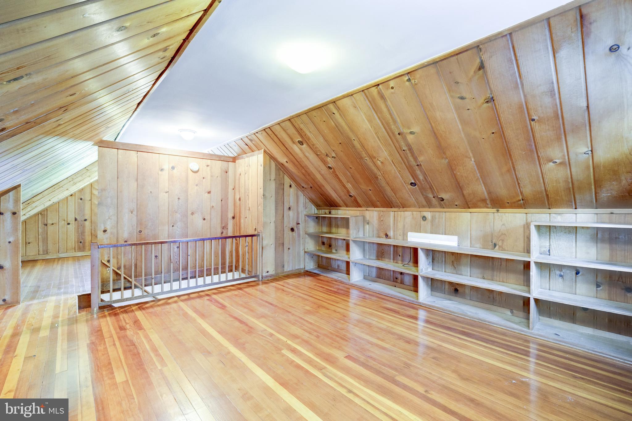 EDGEMOOR - Residential Lease