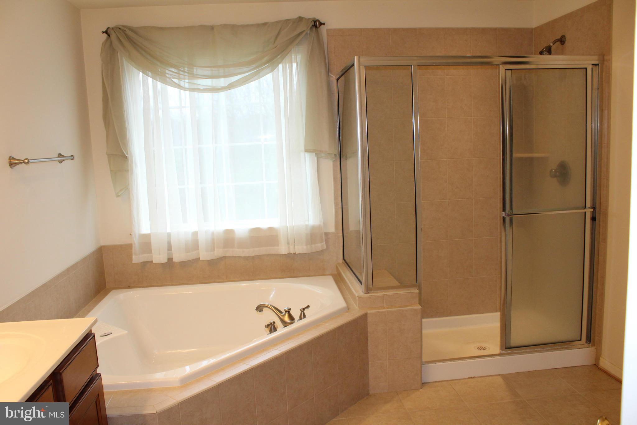 CEDAR BROOKE - Residential