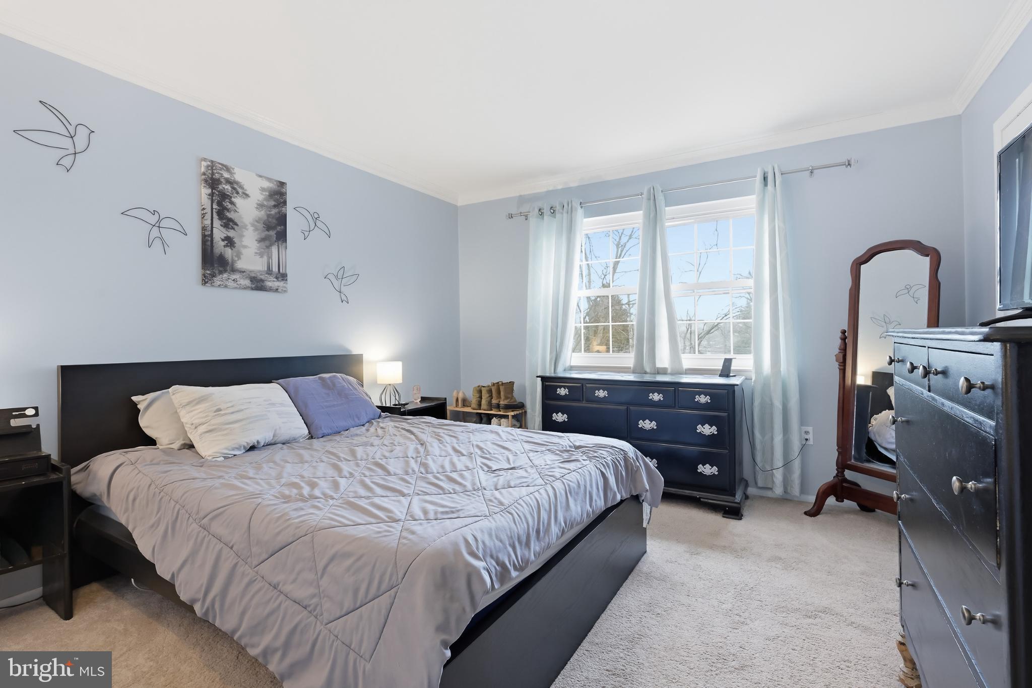 WHISPERING PINES - Residential