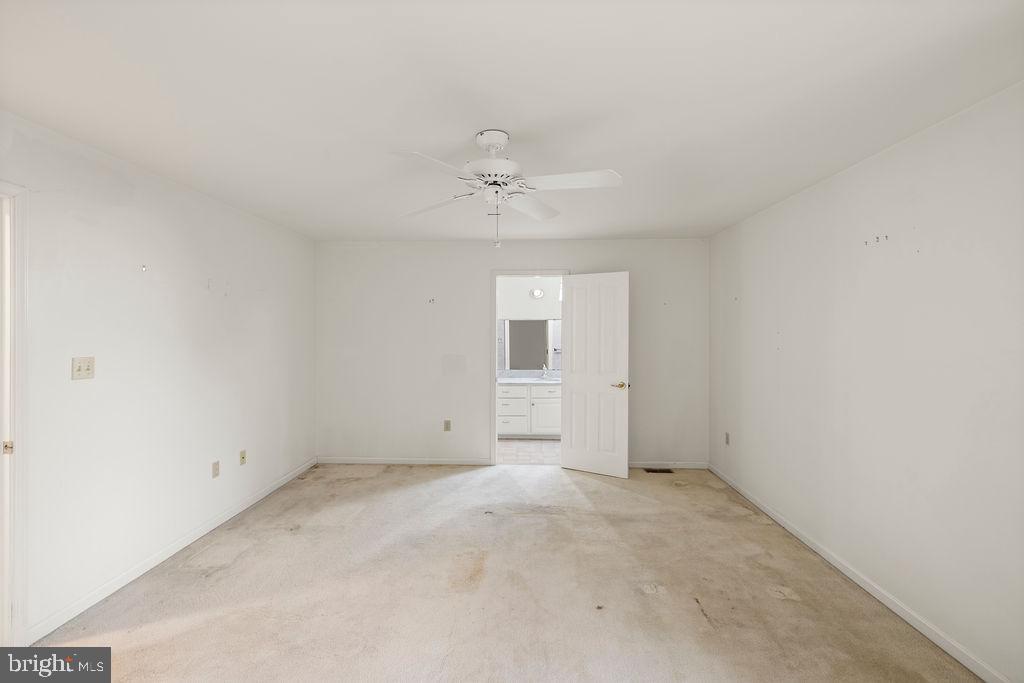 FARMS OF RND TOP - Residential