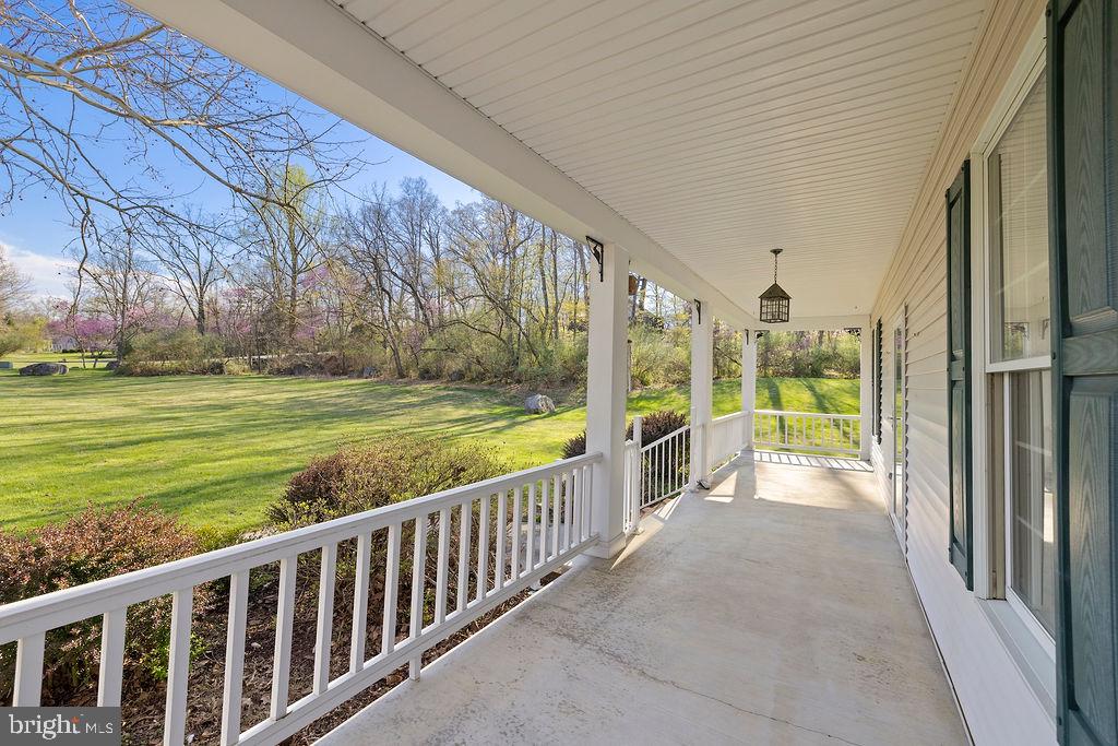 FARMS OF RND TOP - Residential