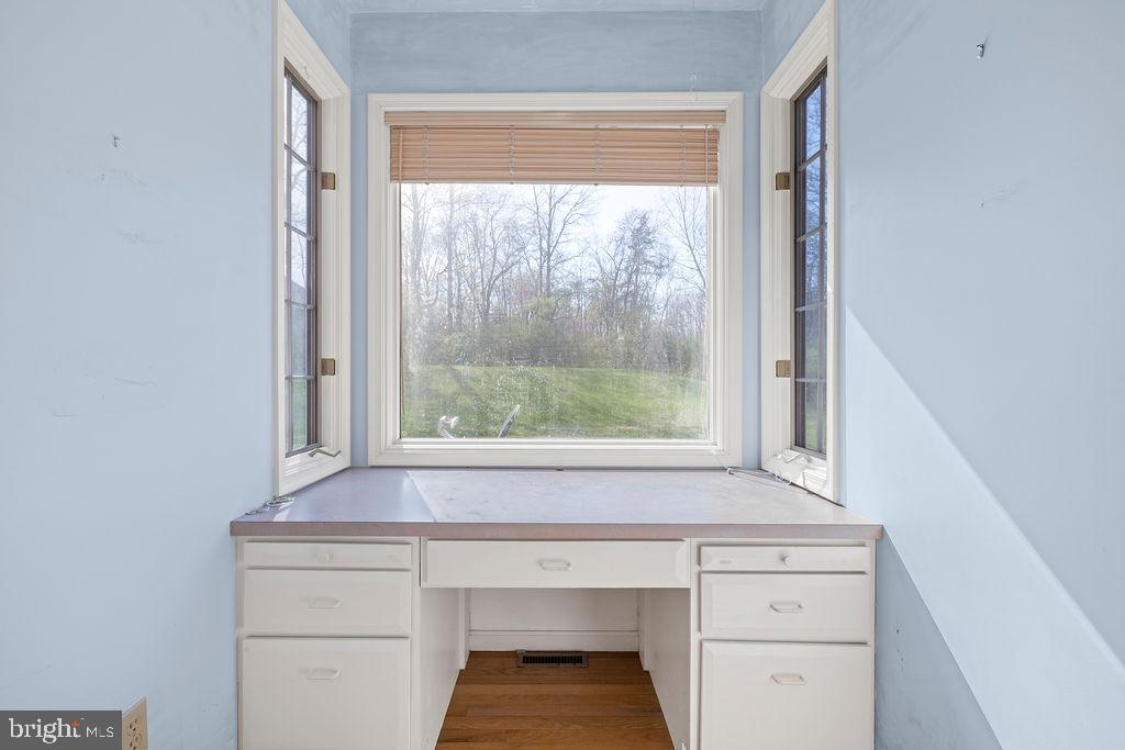 FARMS OF RND TOP - Residential