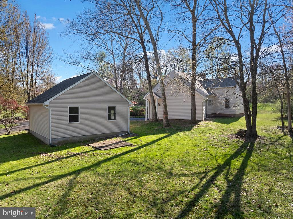 FARMS OF RND TOP - Residential