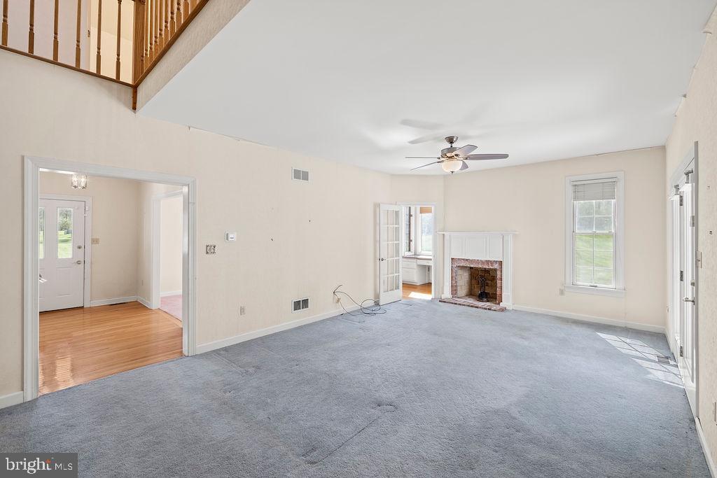 FARMS OF RND TOP - Residential