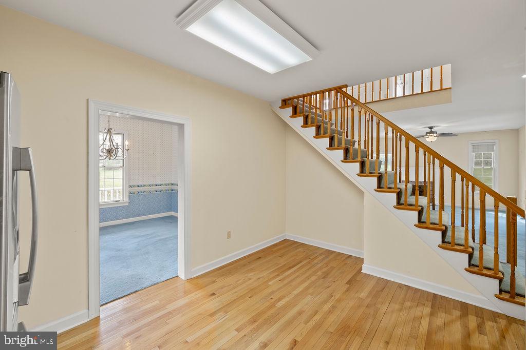 FARMS OF RND TOP - Residential