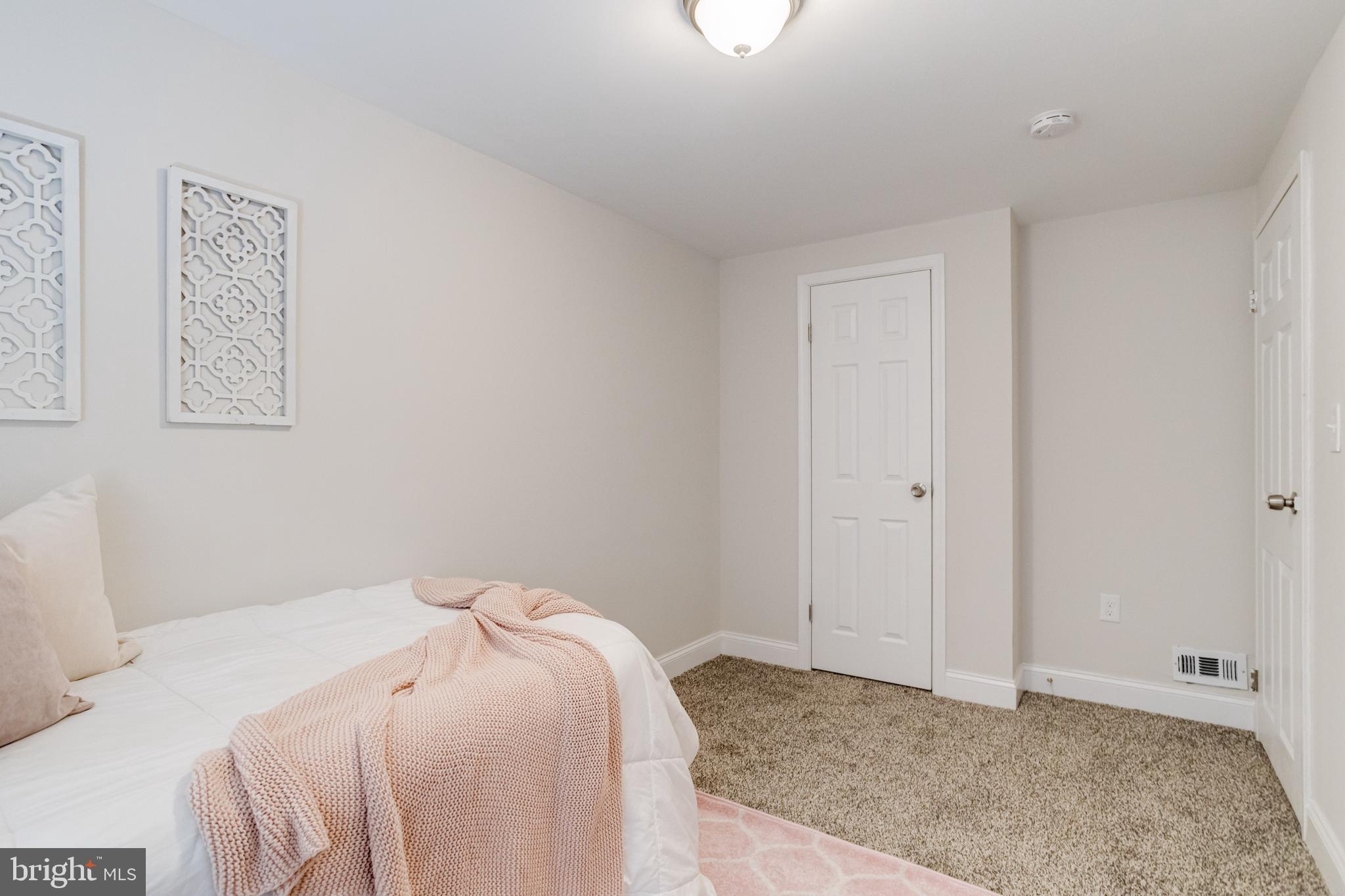 EASTWOOD - Residential