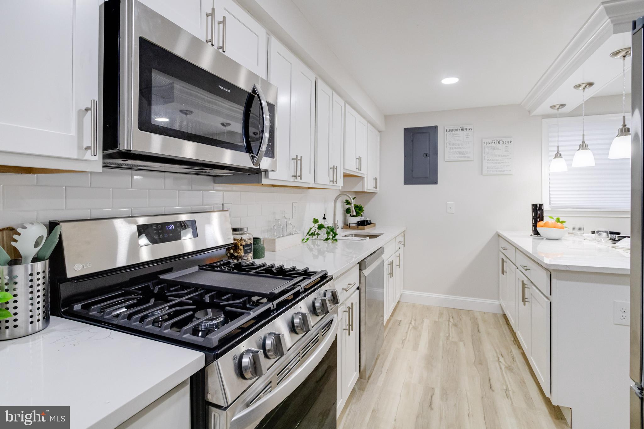 EASTWOOD - Residential