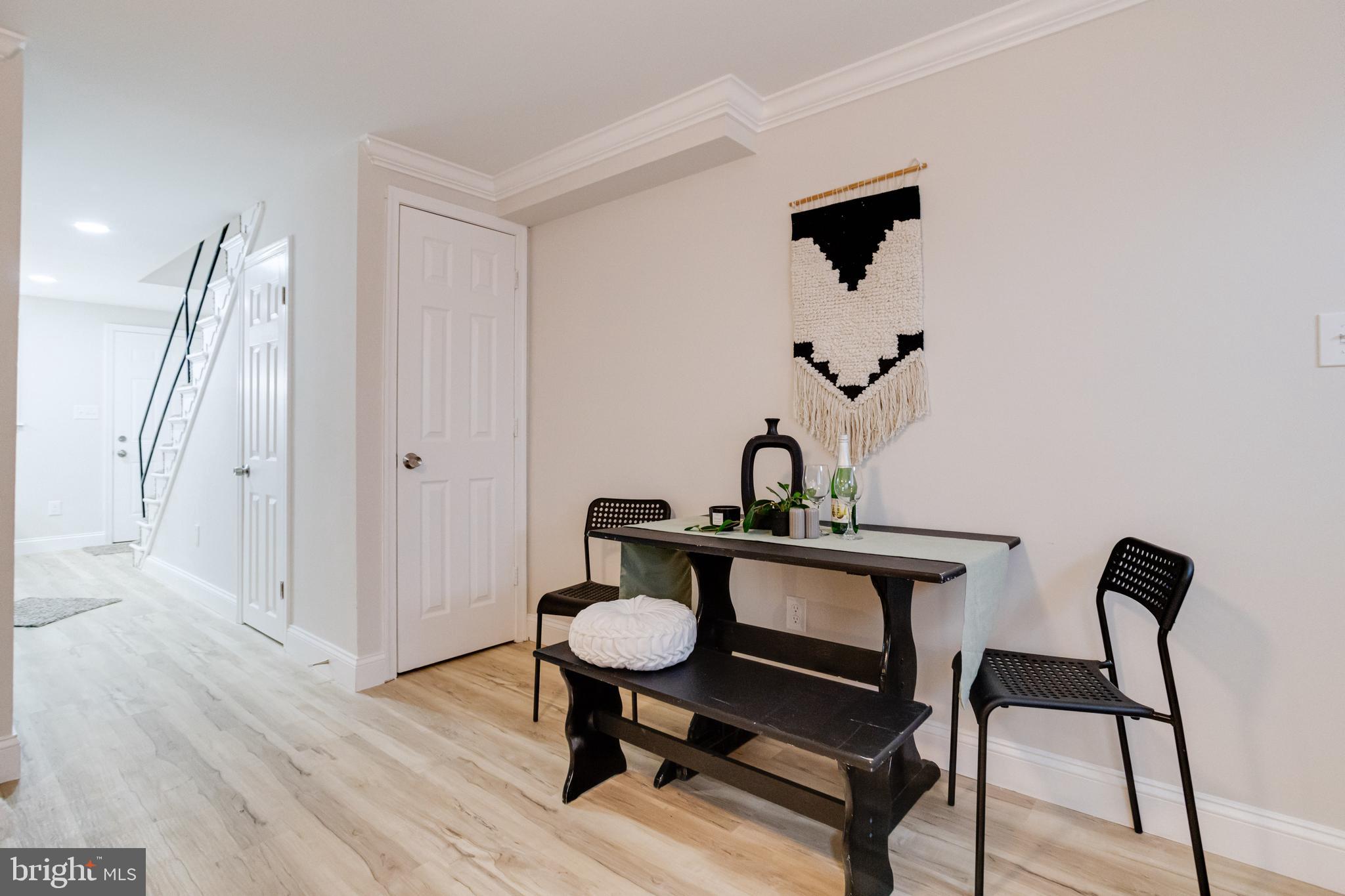 EASTWOOD - Residential