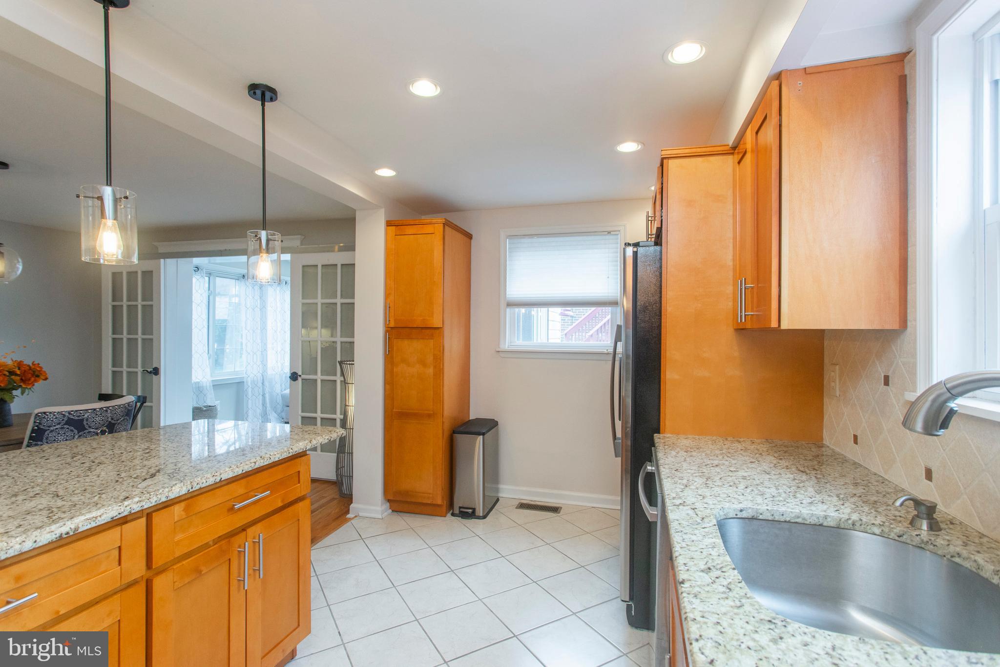 ROXBOROUGH - Residential