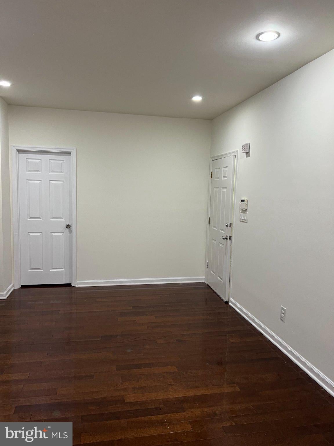 116 E CUMBERLAND STREET 2