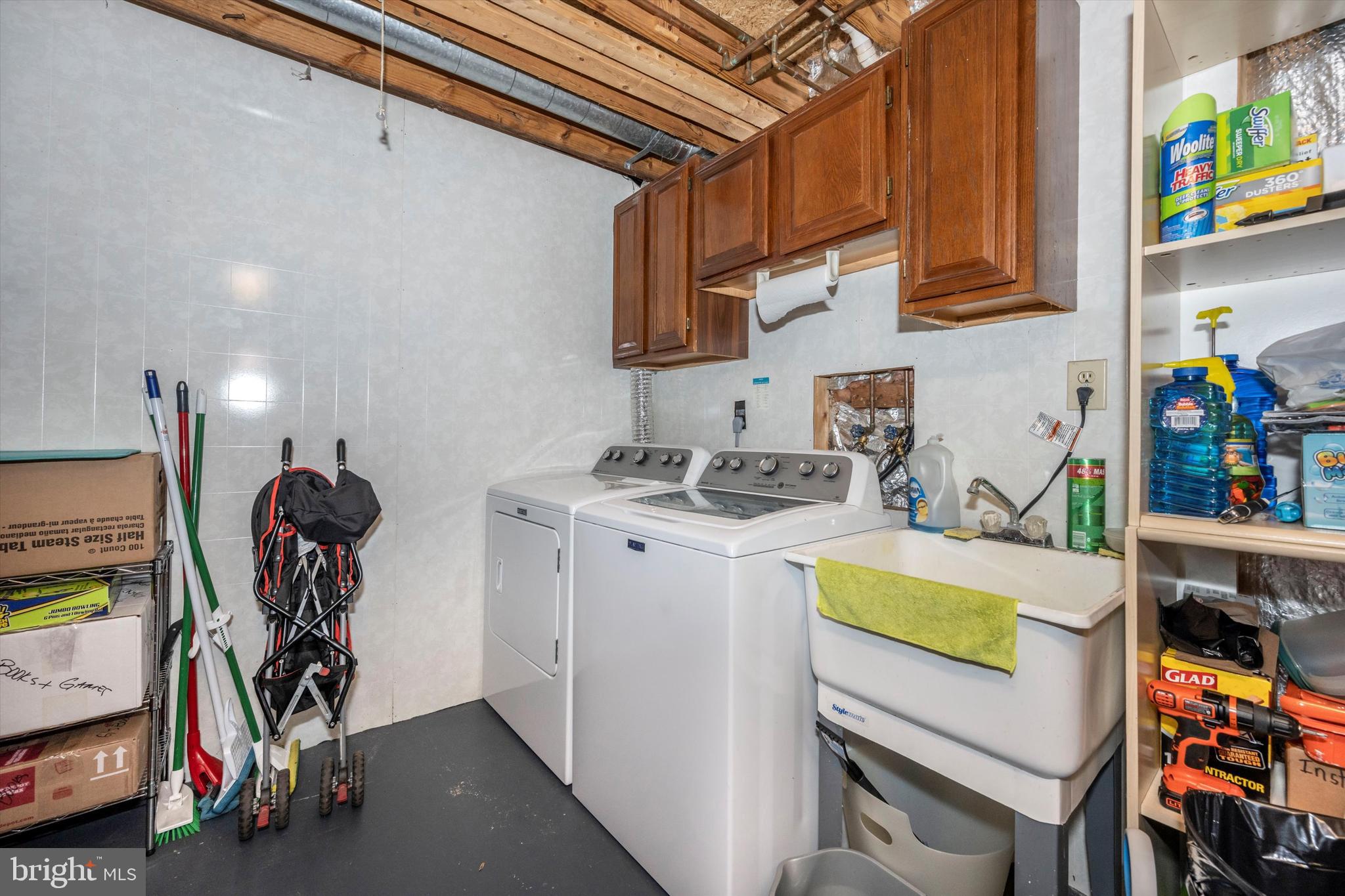 GUNNERS LAKE VILLAGE - Residential