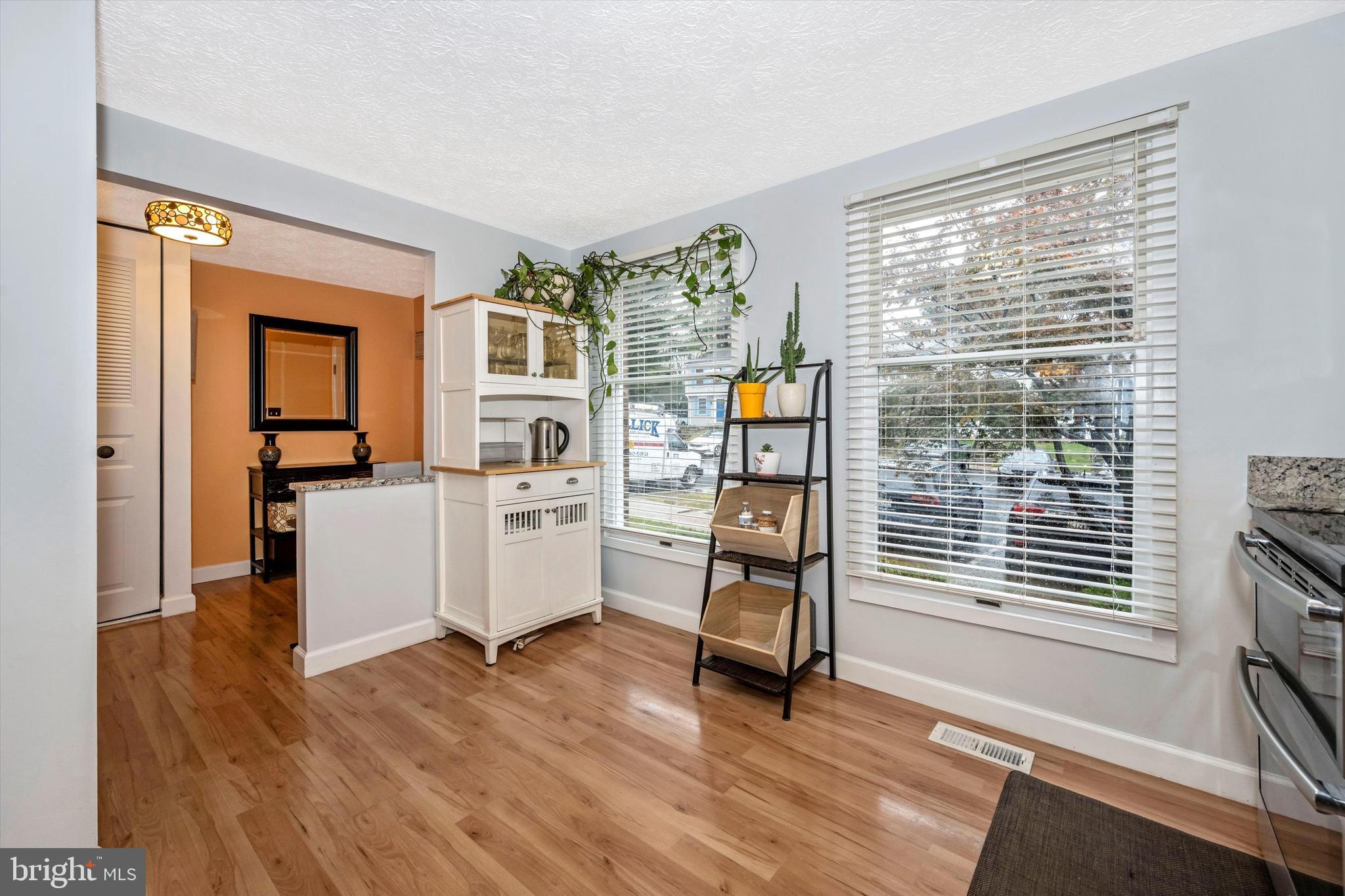 GUNNERS LAKE VILLAGE - Residential