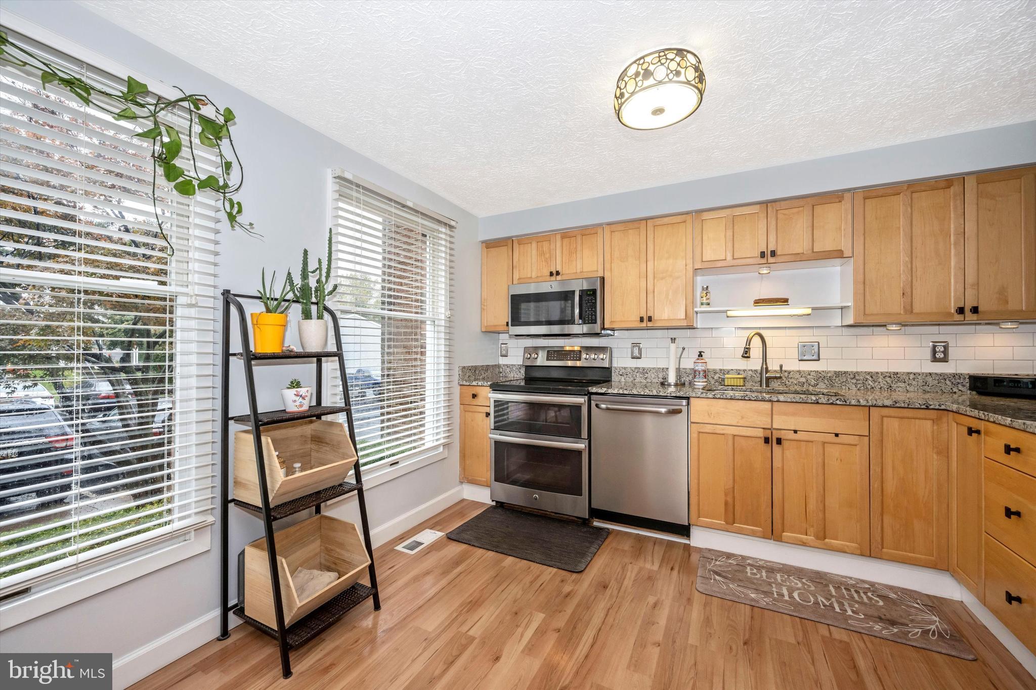 GUNNERS LAKE VILLAGE - Residential