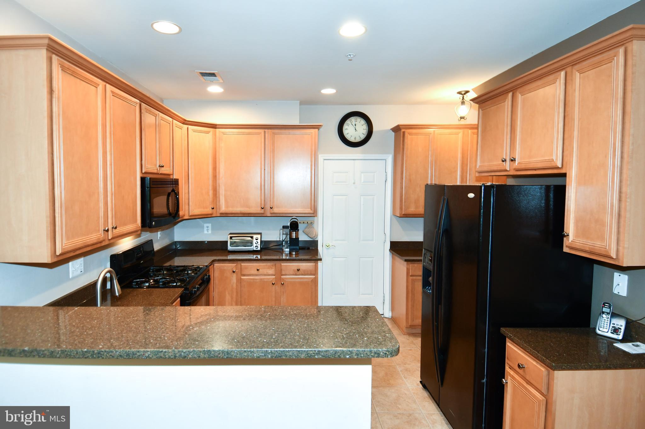 THE TOWNES AT VILLAGE PLACE - Residential