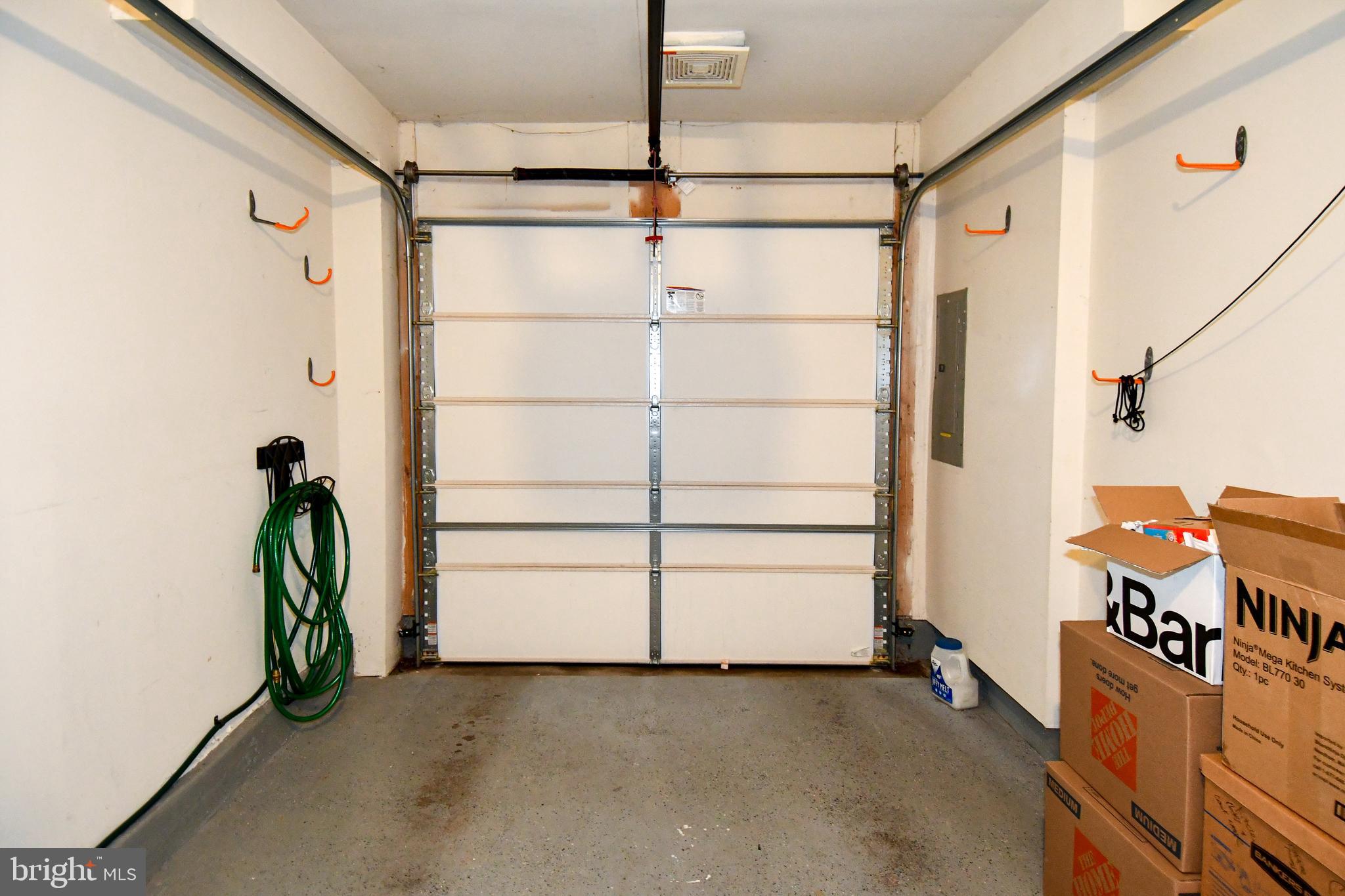 THE TOWNES AT VILLAGE PLACE - Residential