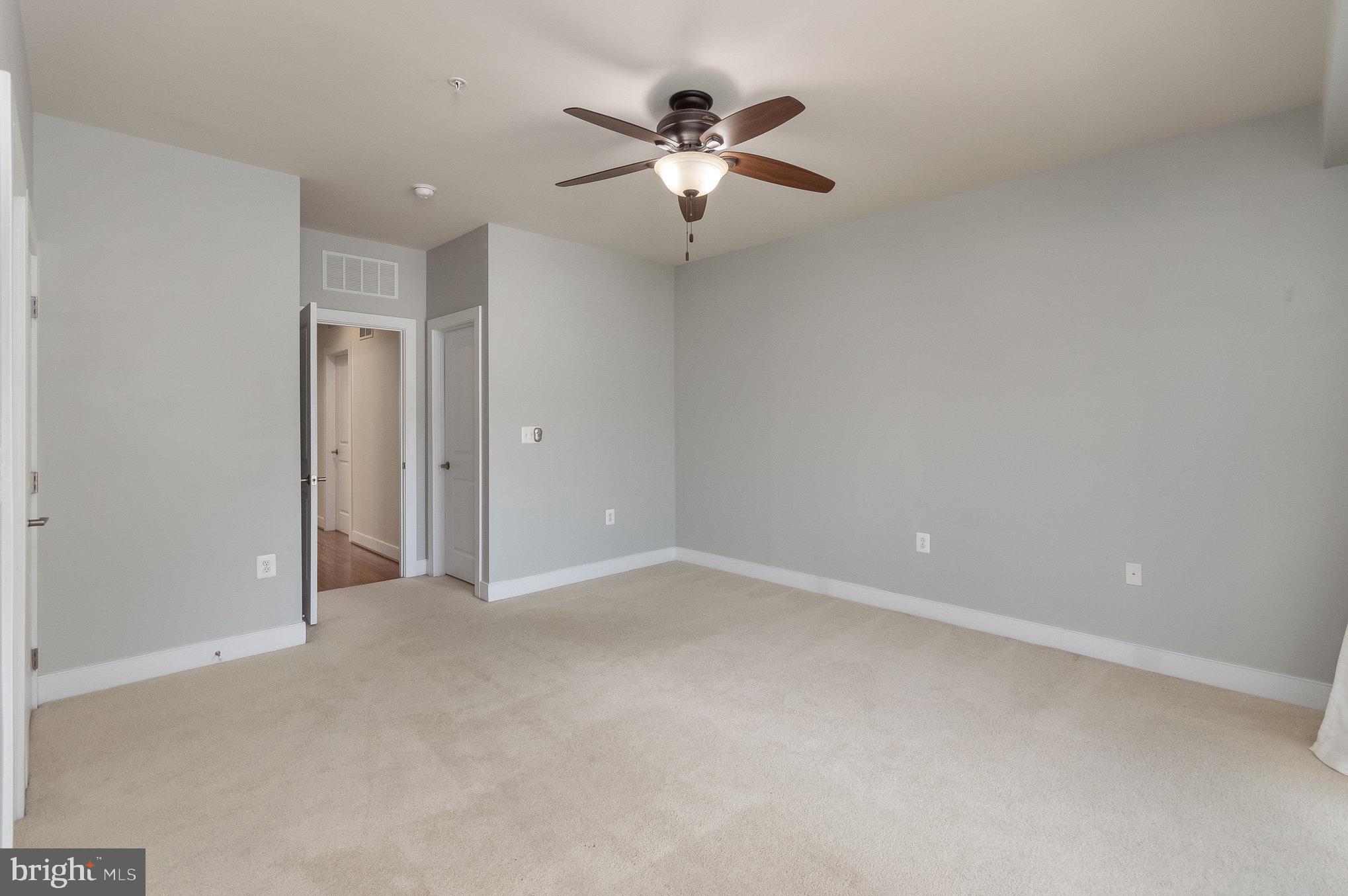 POTOMAC YARD - Residential Lease