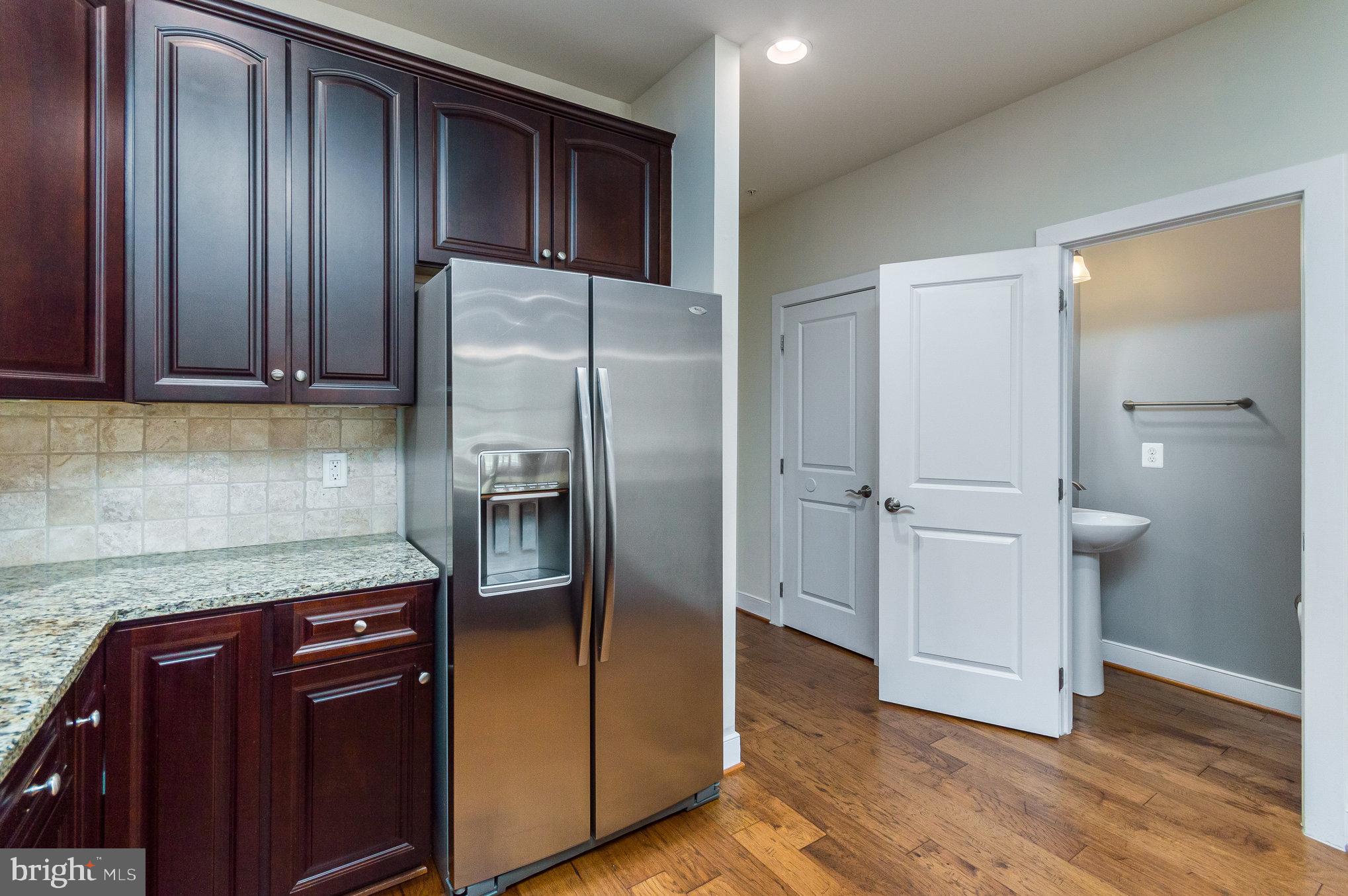 POTOMAC YARD - Residential Lease