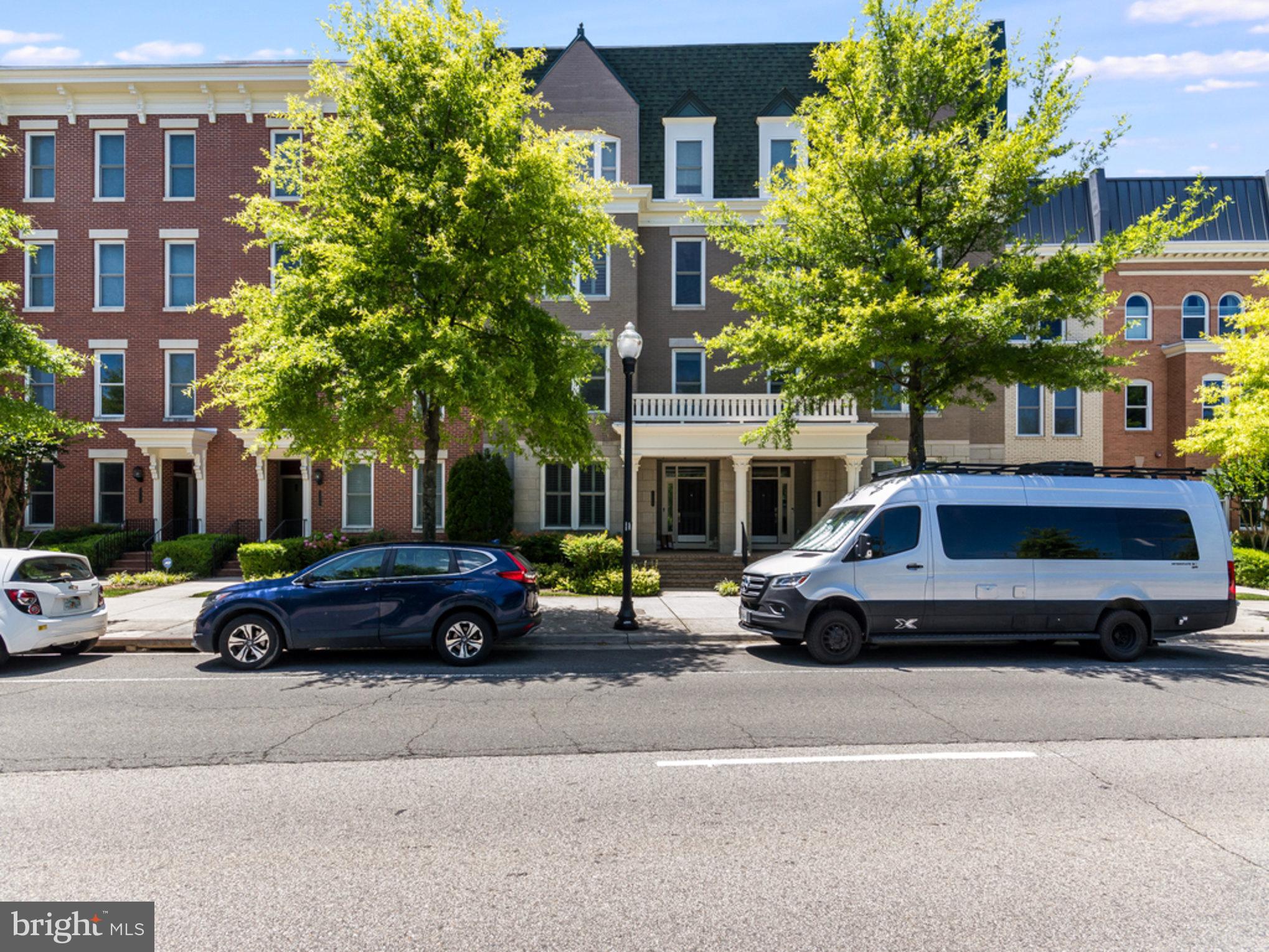 POTOMAC YARD - Residential Lease