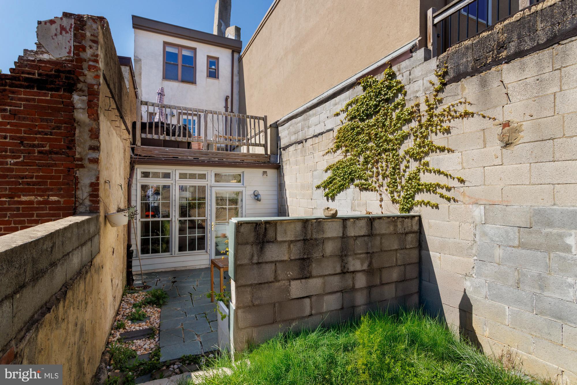 OLDE KENSINGTON - Residential Lease