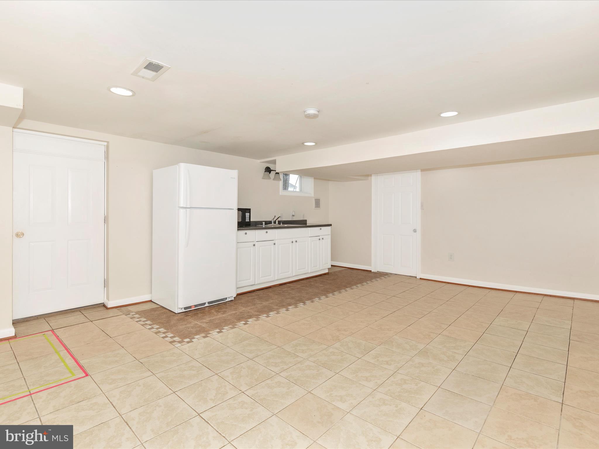 YELLOW SPRINGS - Residential