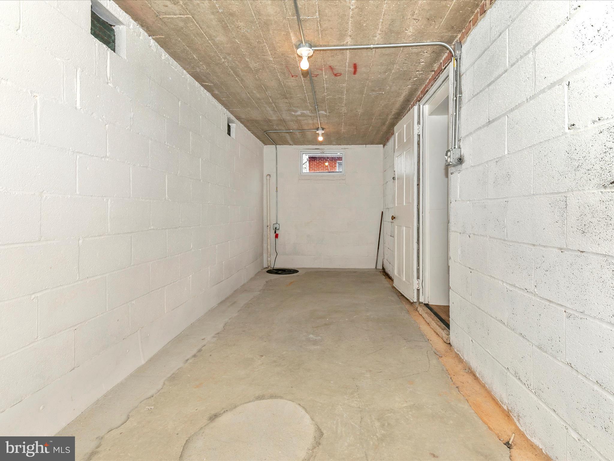 YELLOW SPRINGS - Residential