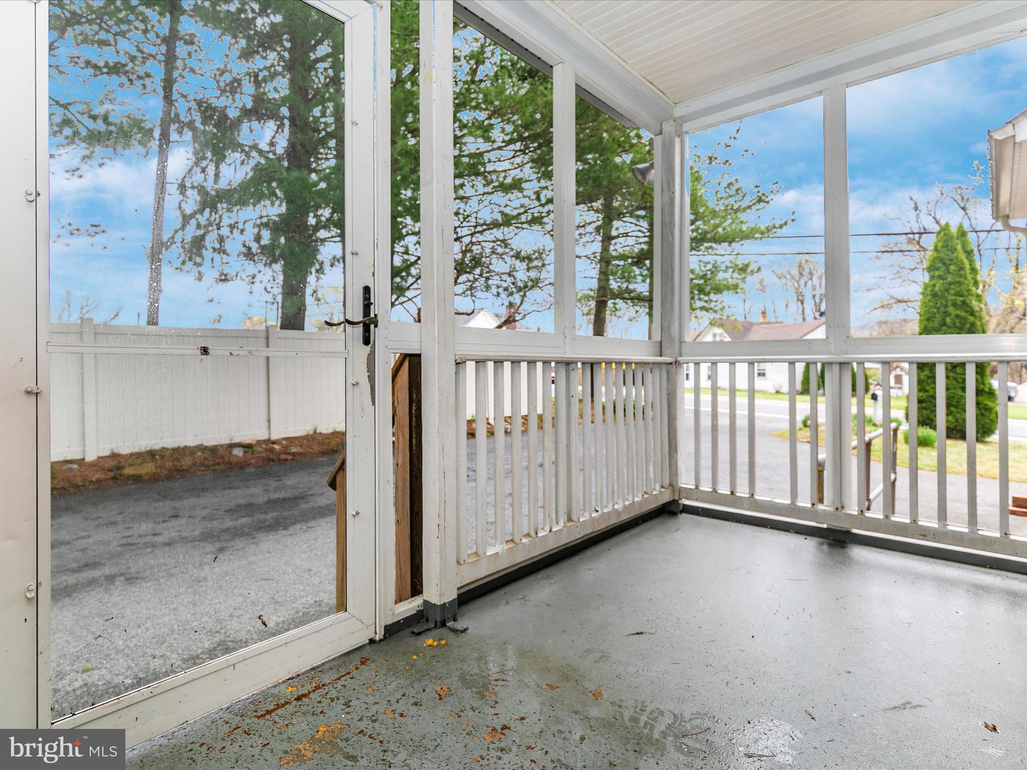 YELLOW SPRINGS - Residential