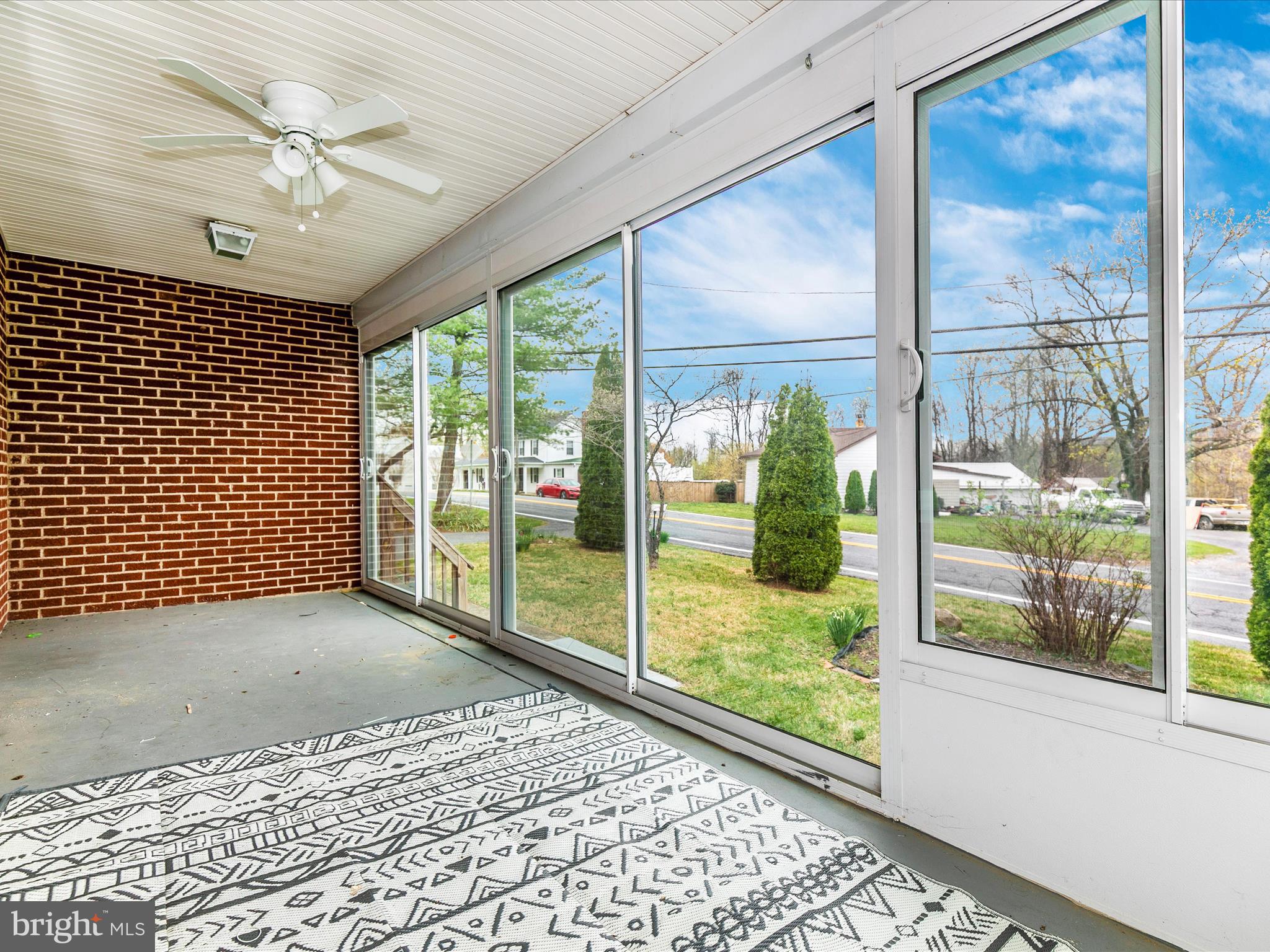 YELLOW SPRINGS - Residential