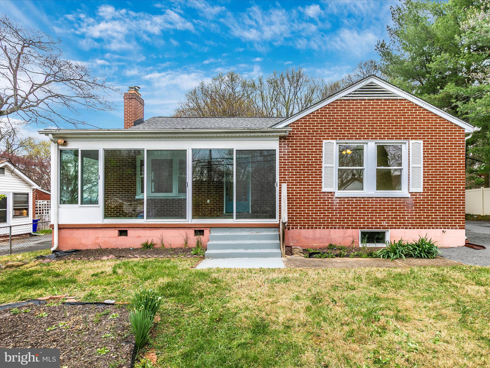 YELLOW SPRINGS - Residential